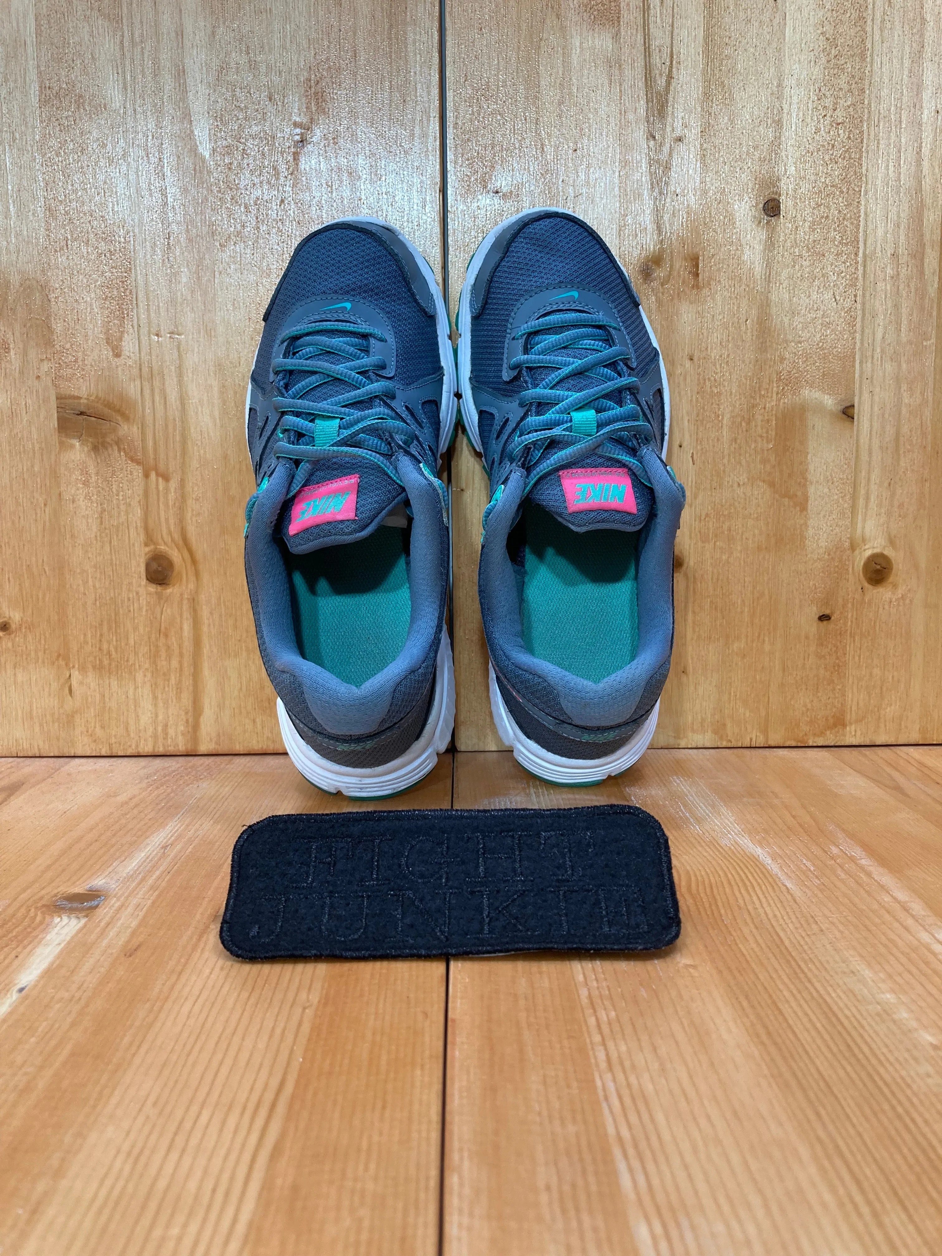 Padel Shoes Asics NIKE REVOLUTION 2 Women's Size 7 Shoes Sneakers Graphite Gray 554900-409