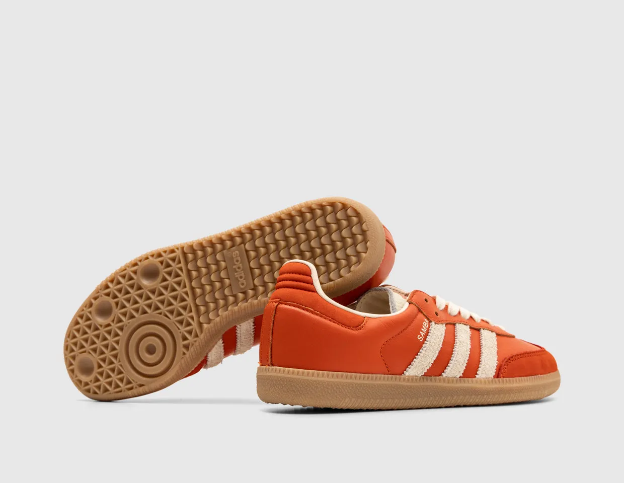 adidas Originals Samba OG Collegiate Orange / Cream White - Gum Adidas Ultraboost 1.0 Shoes