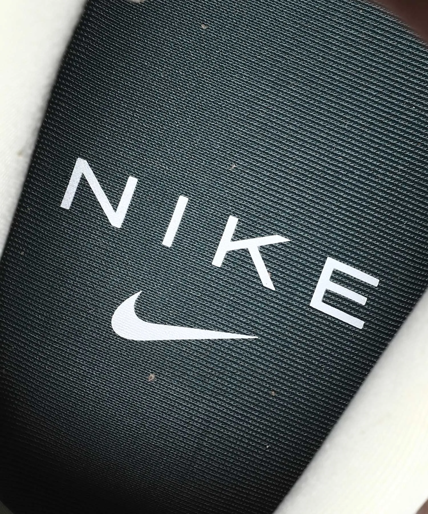 Air Force 1 07 Asics Sonoma 6 Running Shoe