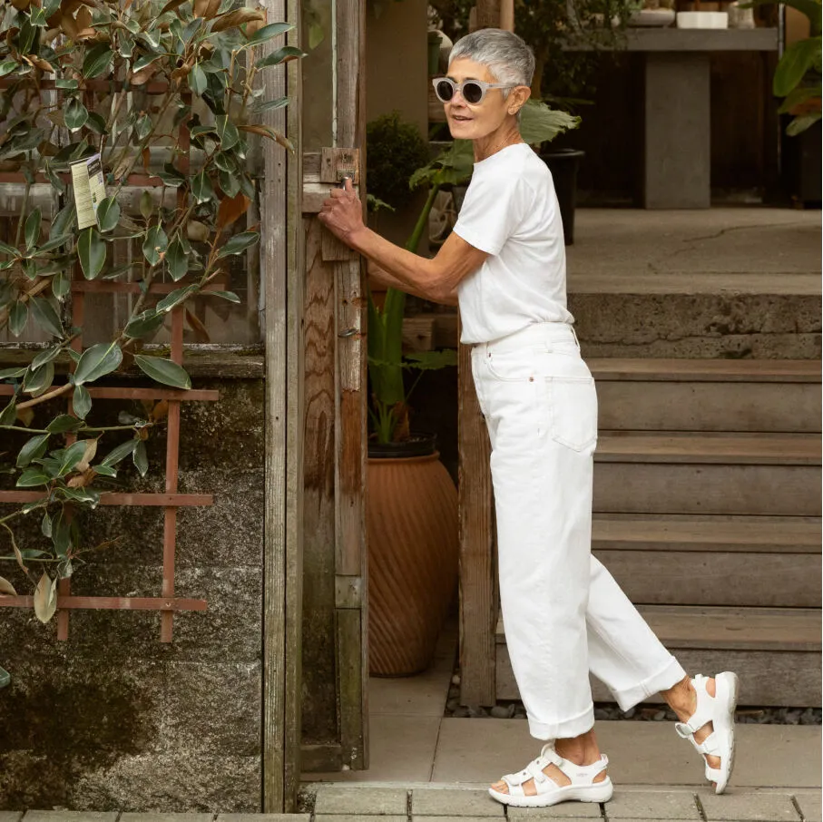 Astoria West Groovy Walking Sandal in White Difference Between Trail Shoes And Hiking Shoes