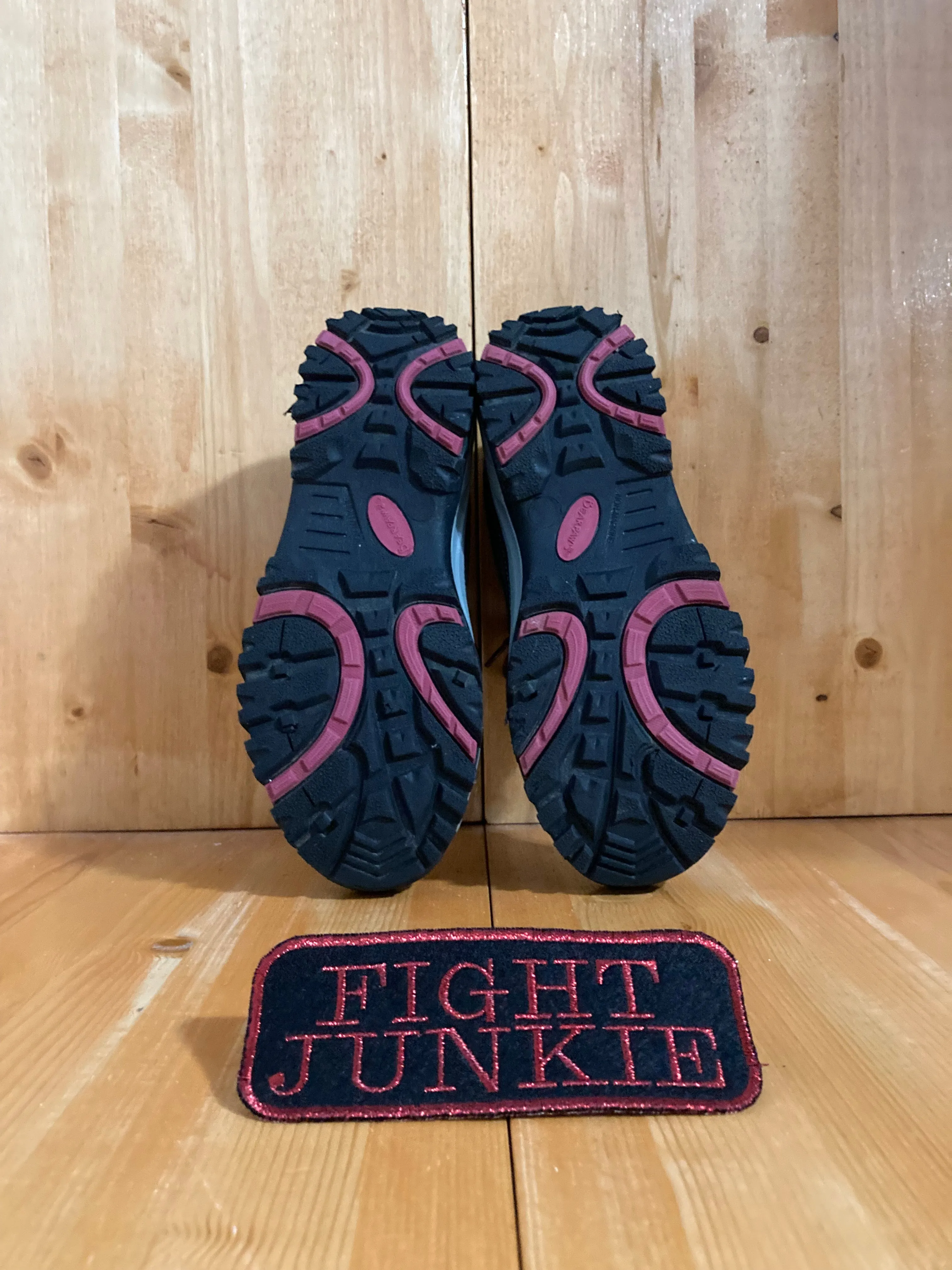 Craft Pure Trail Running Shoe Review BEARPAW JUNIPER LO Women Size 7 Suede & Mesh Trail Hiking Gray