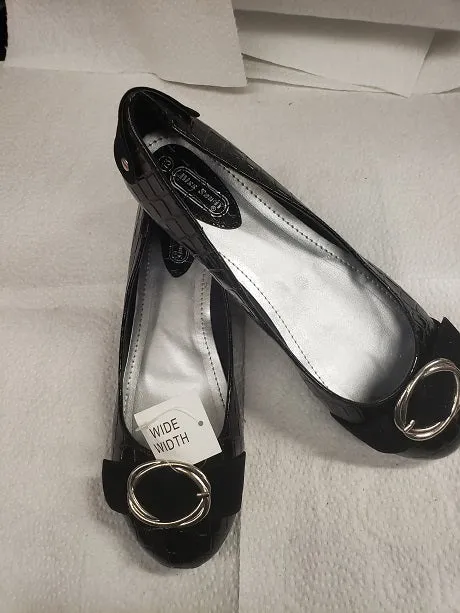 Running Shoe Flat Feet Bertha -- Women's Flat Shoes -- Black Croc Print