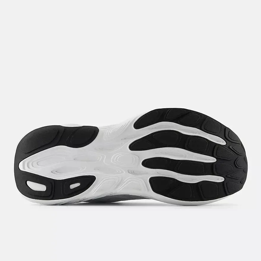 New Balance Famous Shoes New Balance Women's 880v15 Running Shoes- White/ White