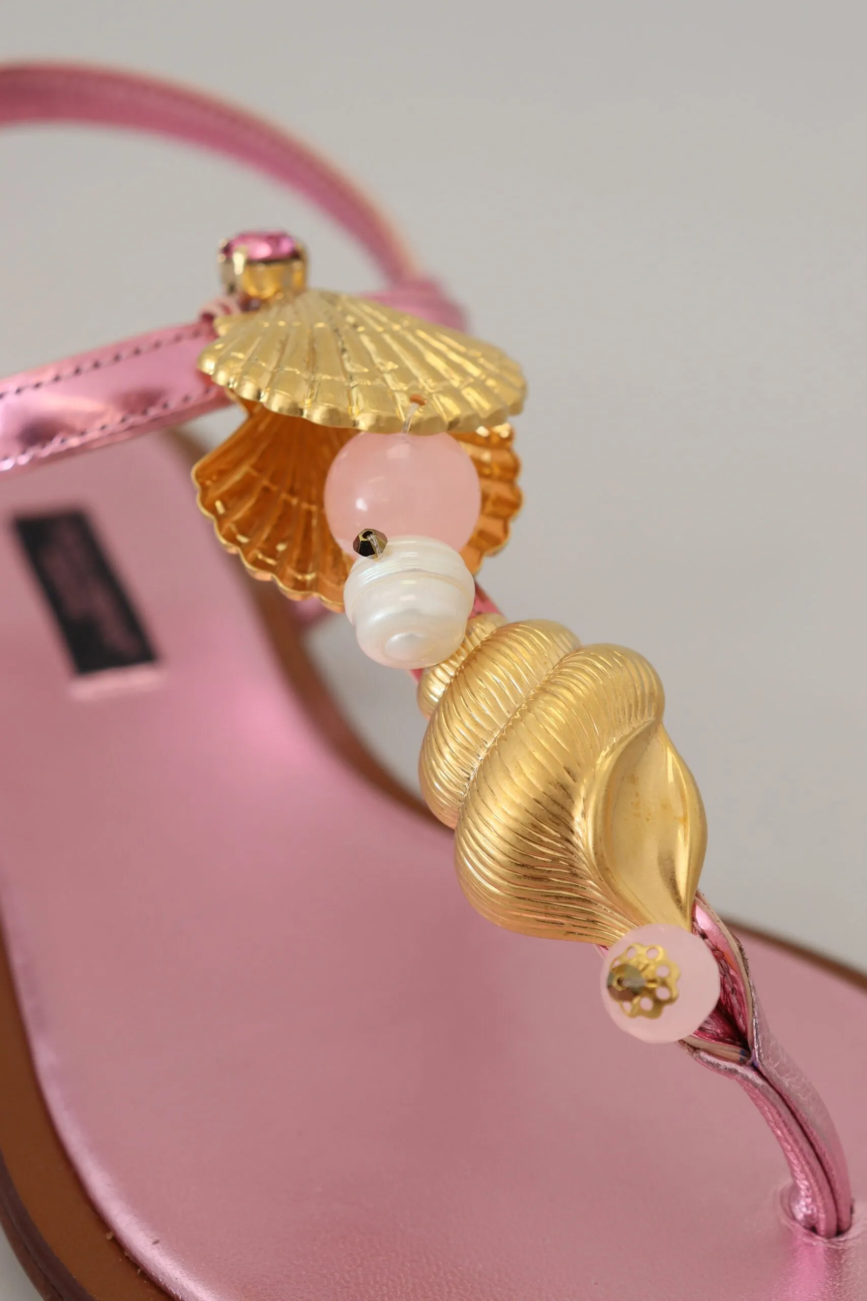 Dolce & Gabbana Chic Pink Leather Sandals with Exquisite Embellishment Best Shoes For Flat Foot