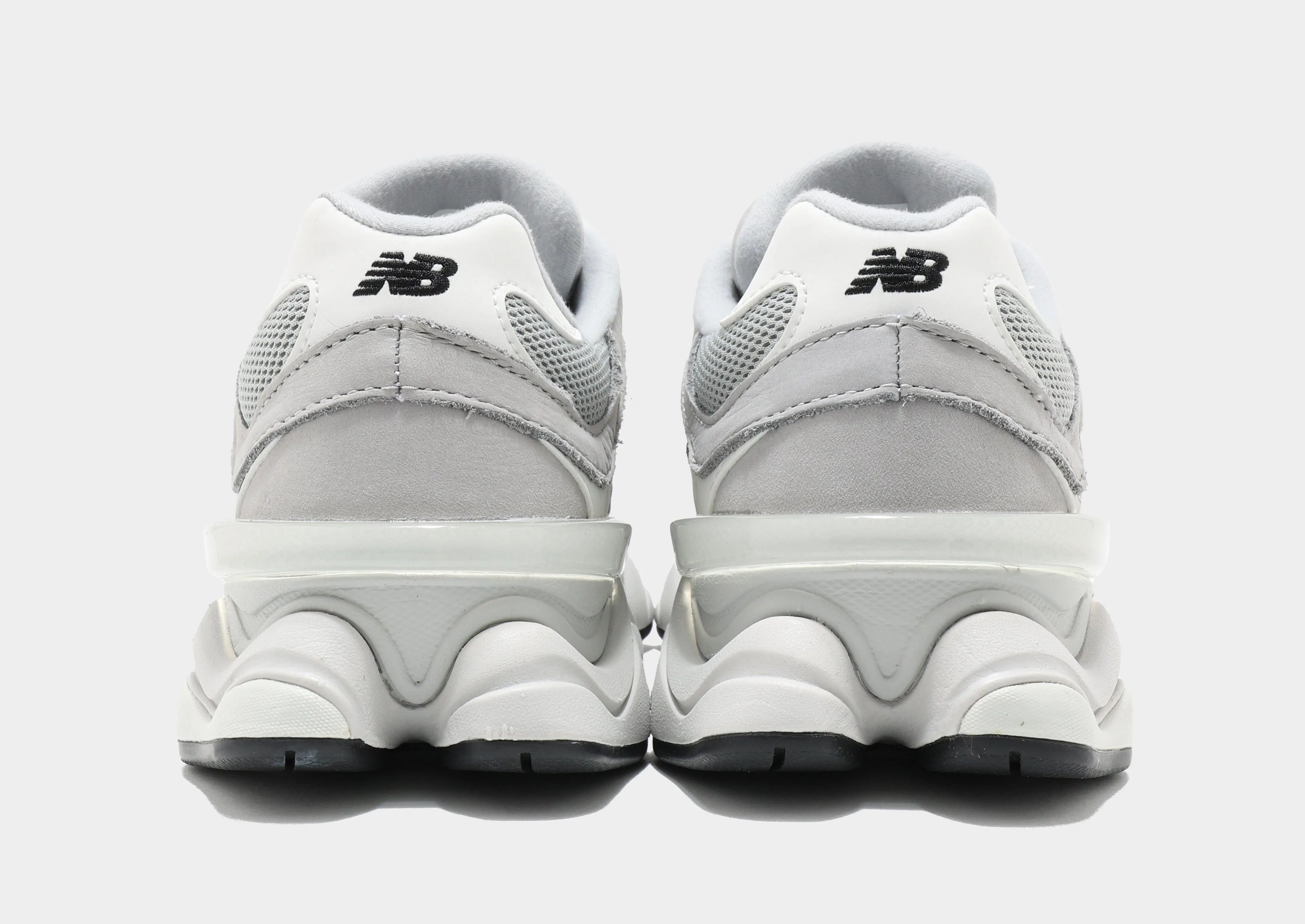 9060 New Balance 725 Green