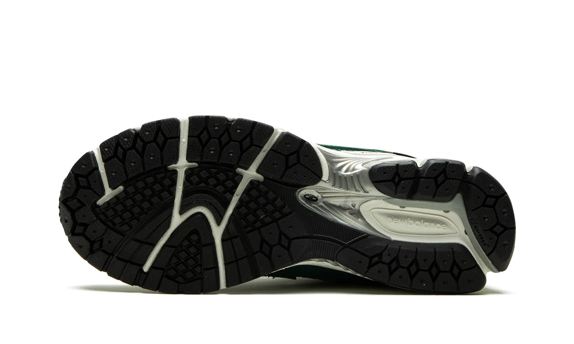 1906R "Nightwatch Green" New Balance 860 V14 Review