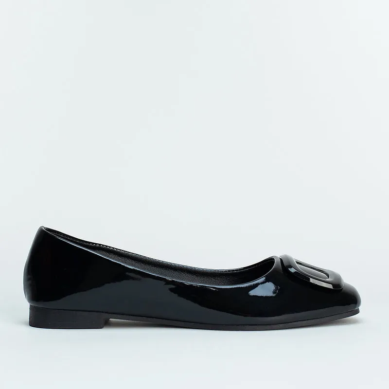 Pump with Trim Detail _ 161176 Spectator Shoes Flats