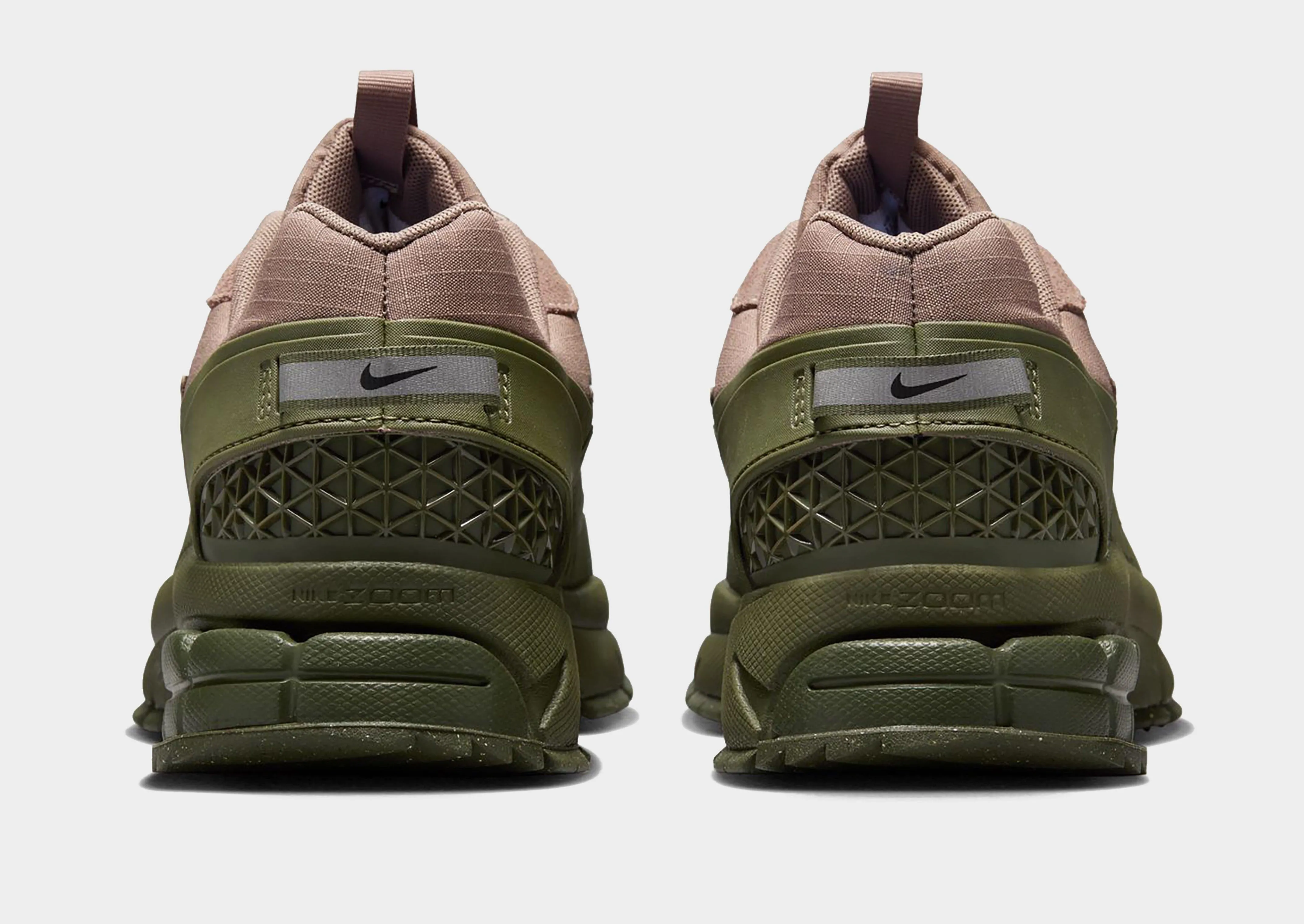 Zoom Vomero Roam Asics X Marvel Shoes