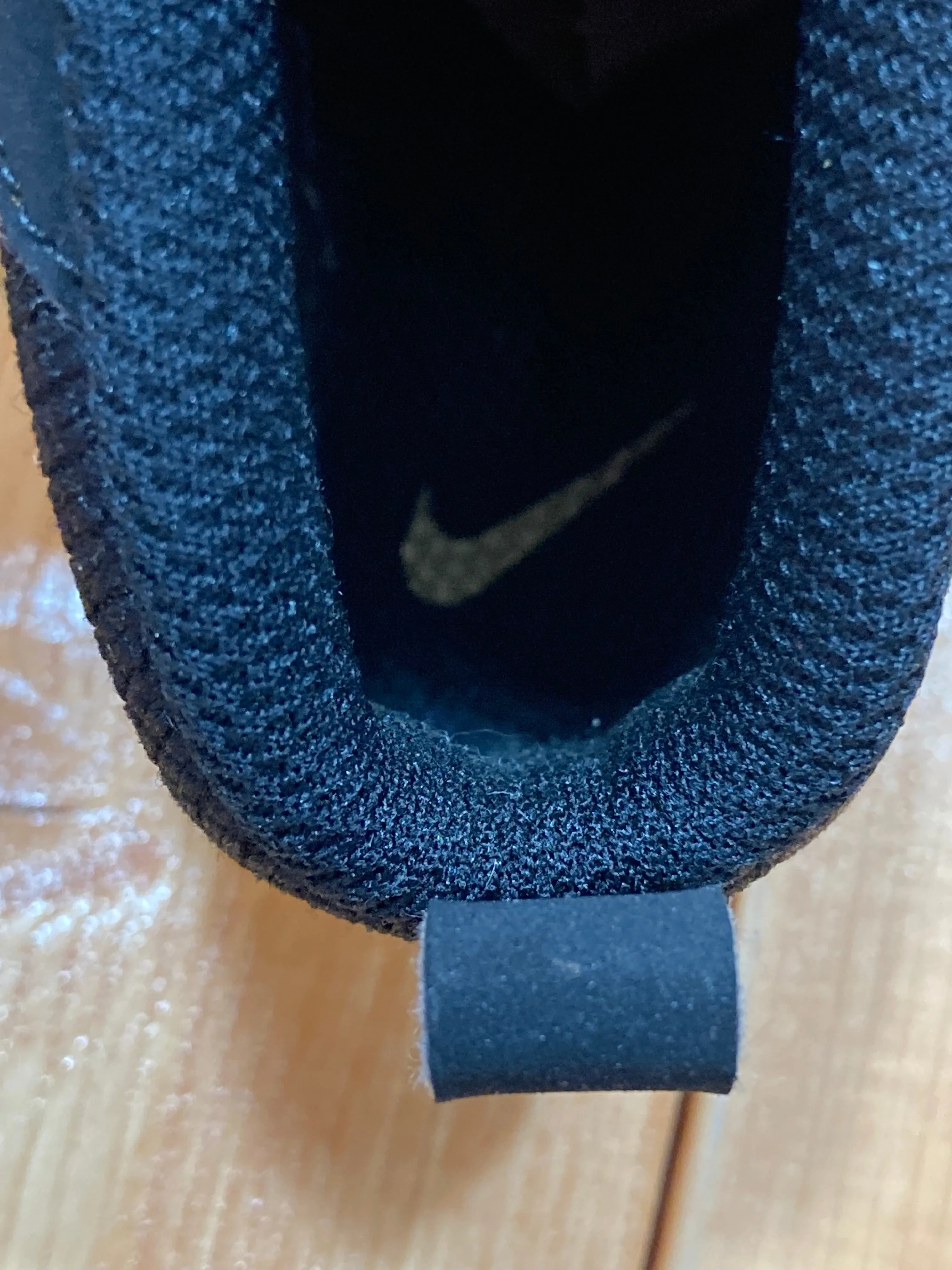 Asics Tiger Cheerleading Shoes NEW! NIKE LIL POSITE PRO CB Infant Baby Size 4C Shoes Sneakers Gold Black 643145-701