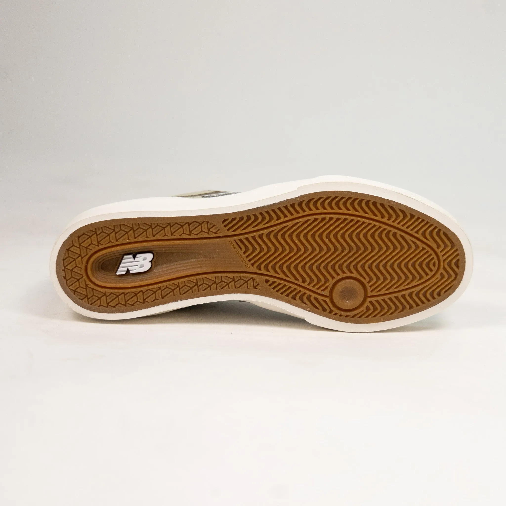 Mens New Balance 327 New Balance Numeric 272 - Dark Camo with Olivine