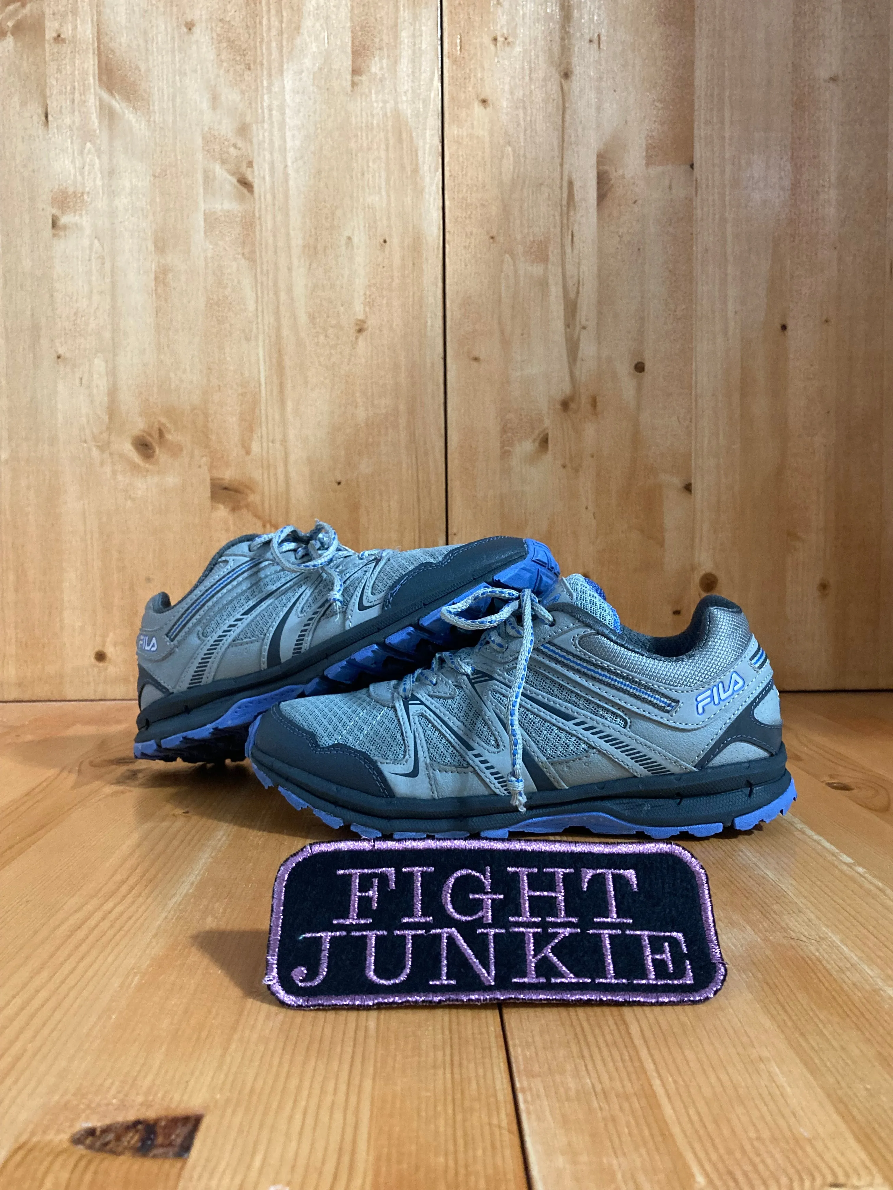 Kanadia Trail Running Shoes FILA NORTH HAMPTON Womens Size 7 Trail Hiking Shoes Sneakers Gray 5QM00345-258