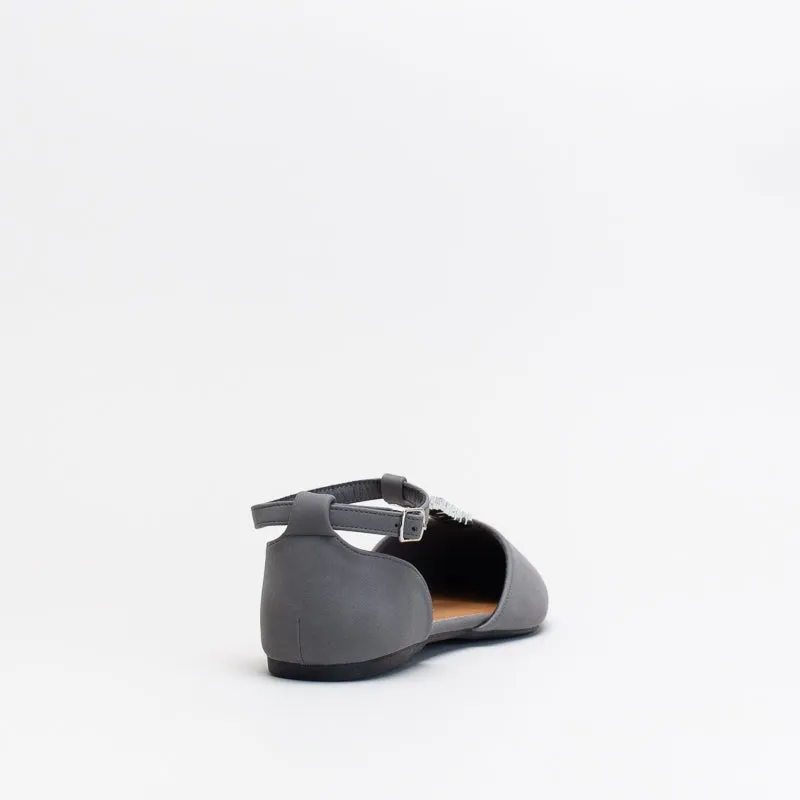 Unreal Women Pointy  Ankle Strap _ 148305 Steel Toe Shoes For Flat Feet