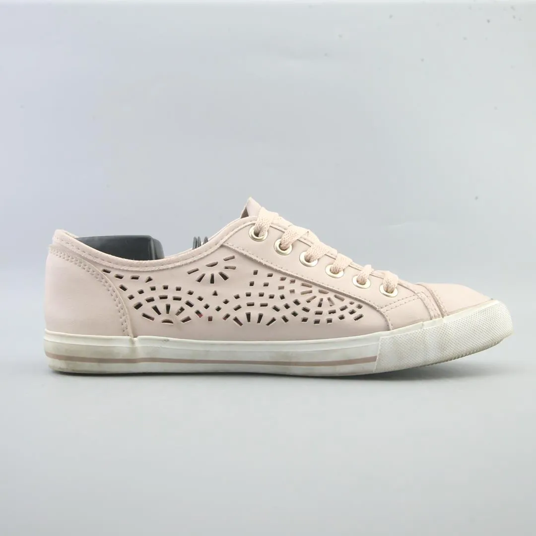 Casual Shoes Canvas COMFORTIVA .