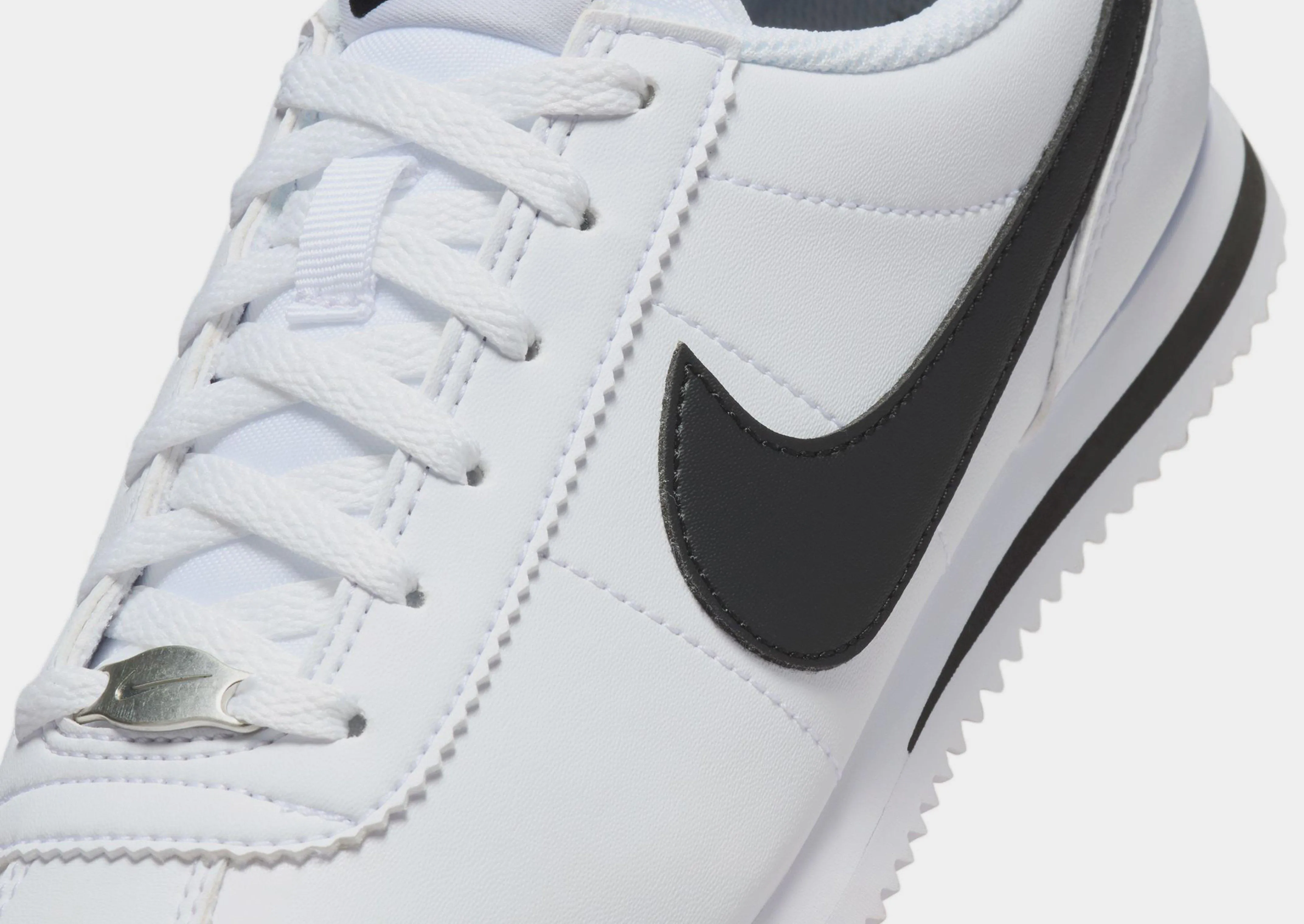 Cortez Junior's Asics Gel Pulse 16 Running Shoes