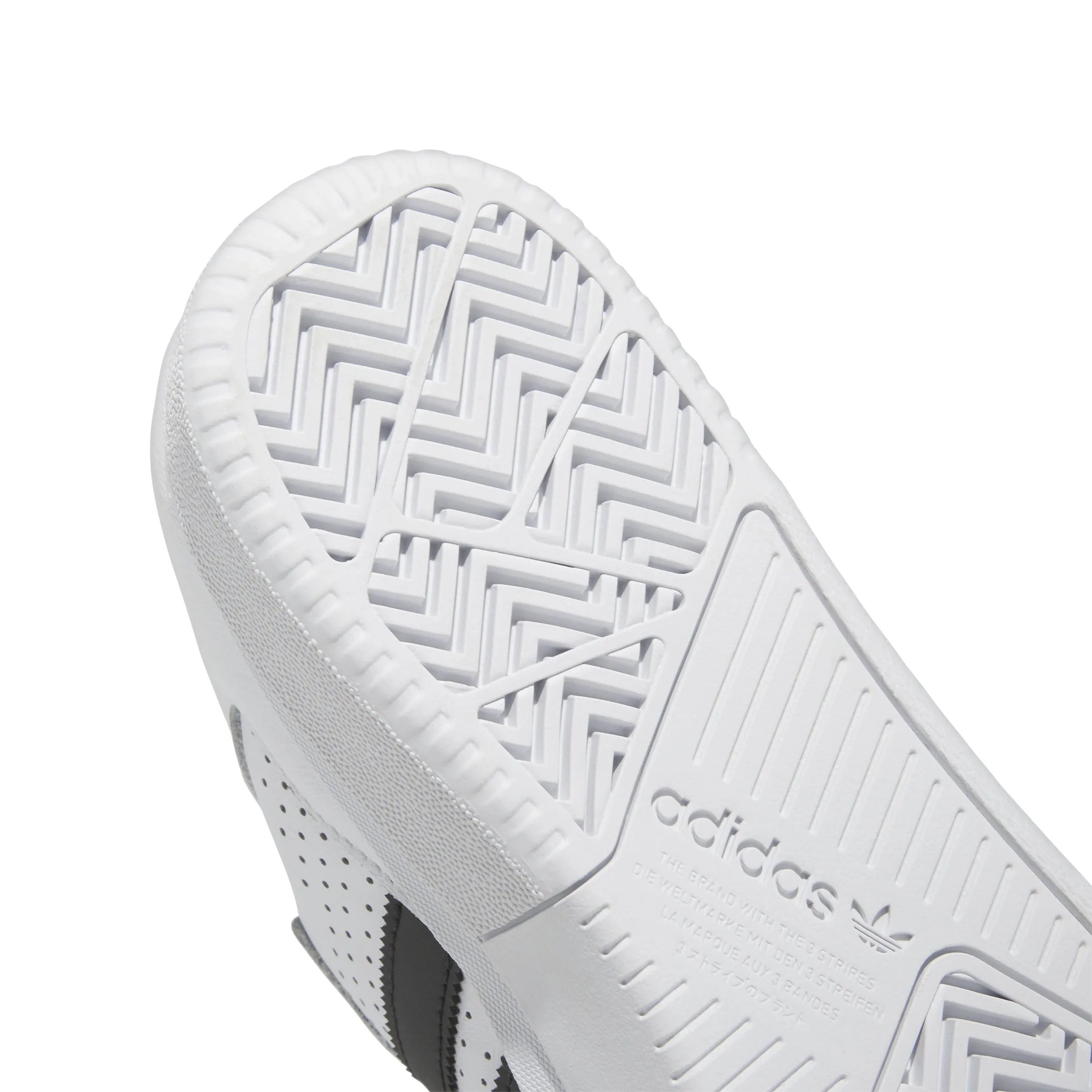 Adidas Lightmotion Shoes Adidas - Tyshawn Low in Cloud White/Core Black/Gold Metallic