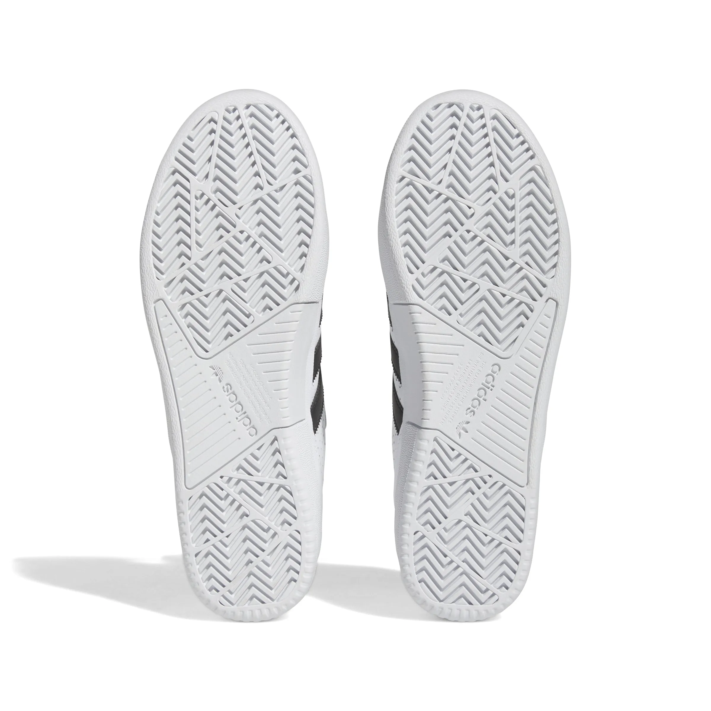 Adidas - Tyshawn Low in Cloud White/Core Black/Gold Metallic Adidas Shoes Nizza