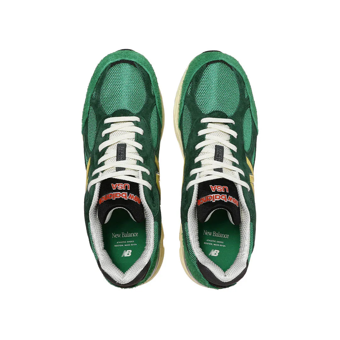 New Balance Elite V4 M990GG3