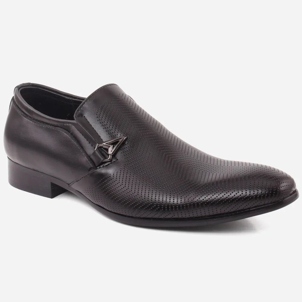 Flat Shoes And Foot Pain Men JAC Shaded Perforated textured Upper Buckle Formal Shoes