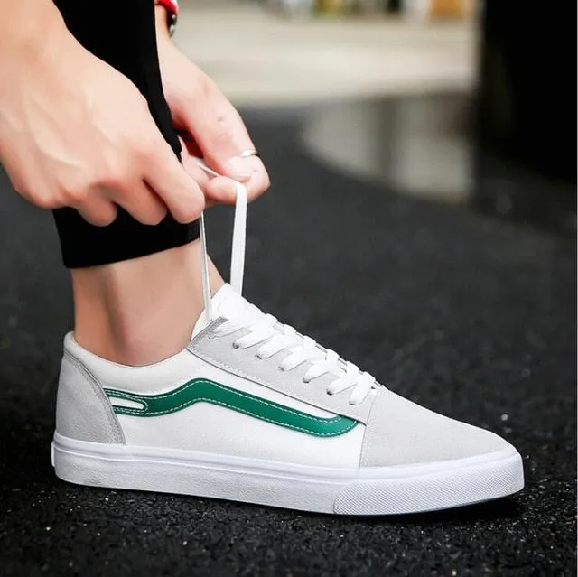 Closed Toe Water Hiking Shoes New Design Popular Personality Men Flats Shoes Suitable  Hiking Canvas Couple Models Lace-up Youth shoes