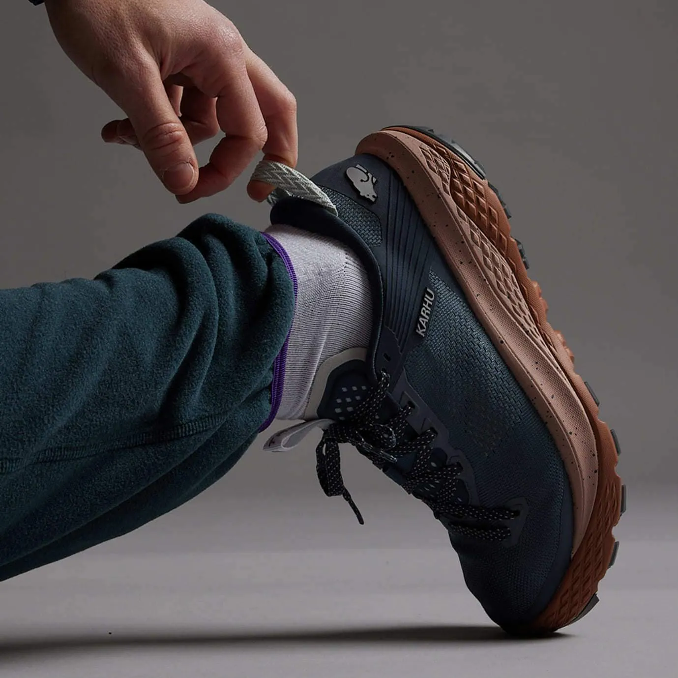 WOMEN'S IKONI TRAIL 1.0 - STORMY WEATHER / RUGBY TAN Pegasus Trail 2 Trail-running Shoes