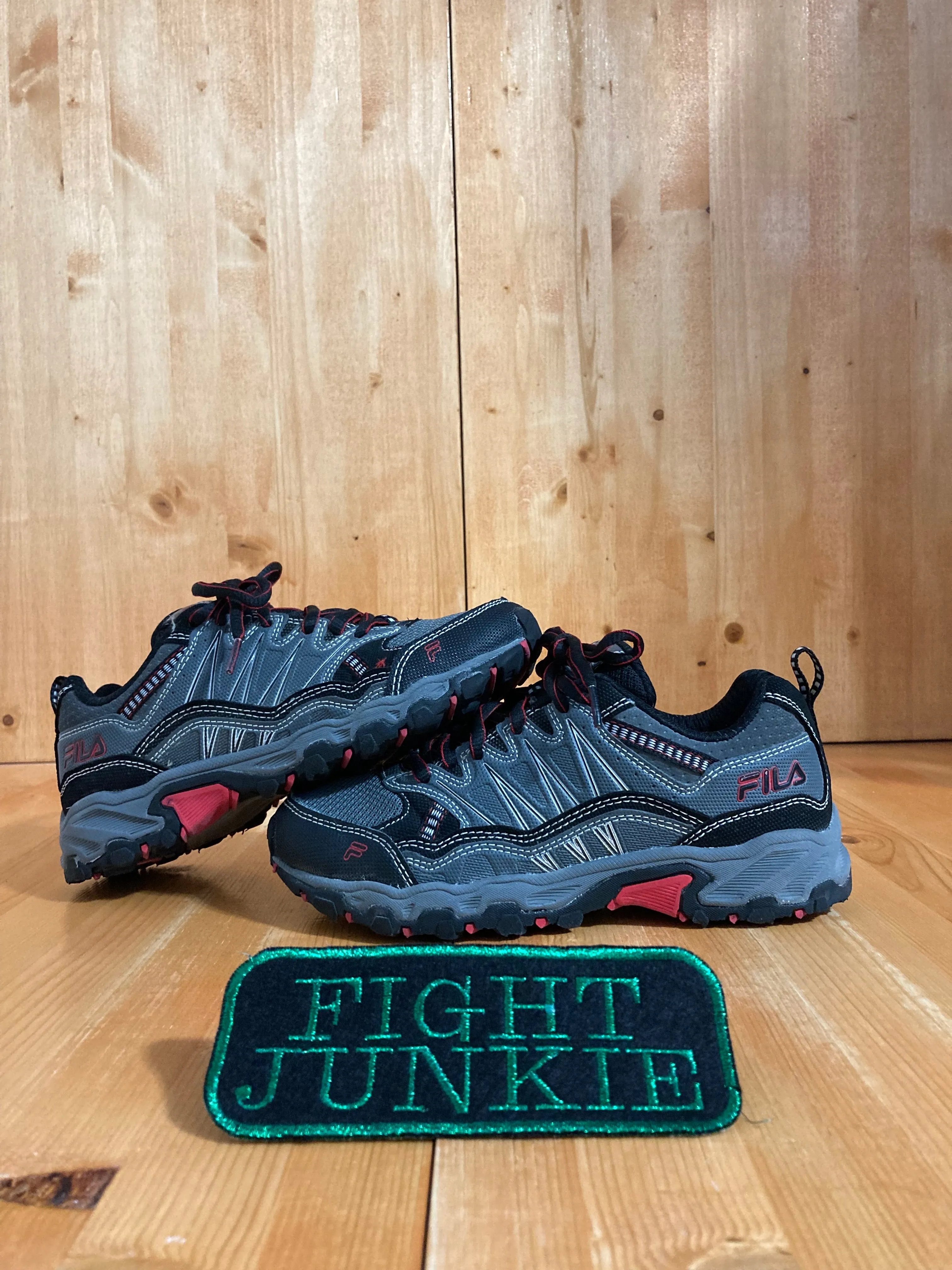 Best Trail Running Shoes For Heel Strikers FILA AT PEAKE 21 Youth Size 3Y Trail Shoes Sneakers Gray & Black 3JM00233-053