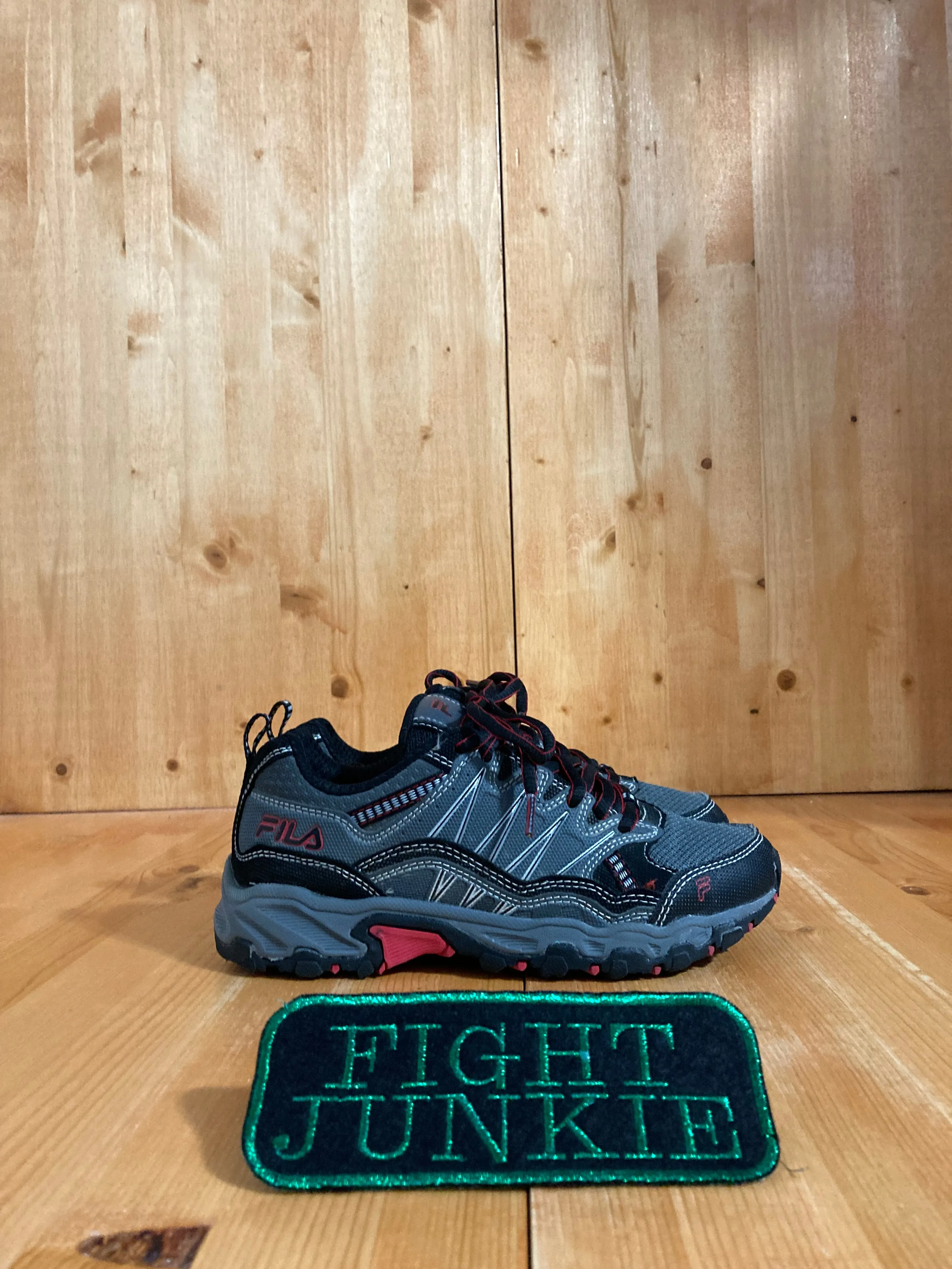 FILA AT PEAKE 21 Youth Size 3Y Trail Shoes Sneakers Gray & Black 3JM00233-053 Wide Feet Trail Shoes