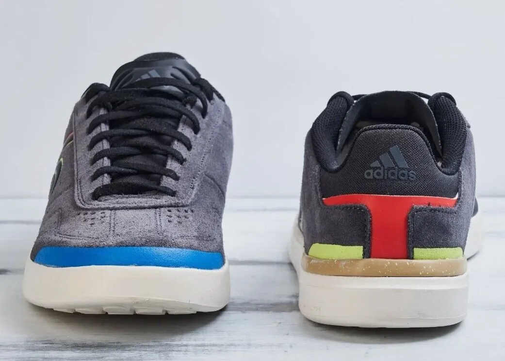 Five Ten Stealth Gray Laced Athletic Hiking Shoes Mens Size 9.5 Amphibian Hiking Shoes