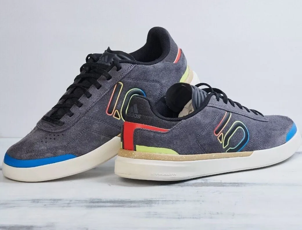 Five Ten Stealth Gray Laced Athletic Hiking Shoes Mens Size 9.5 Hiking Shoes Used