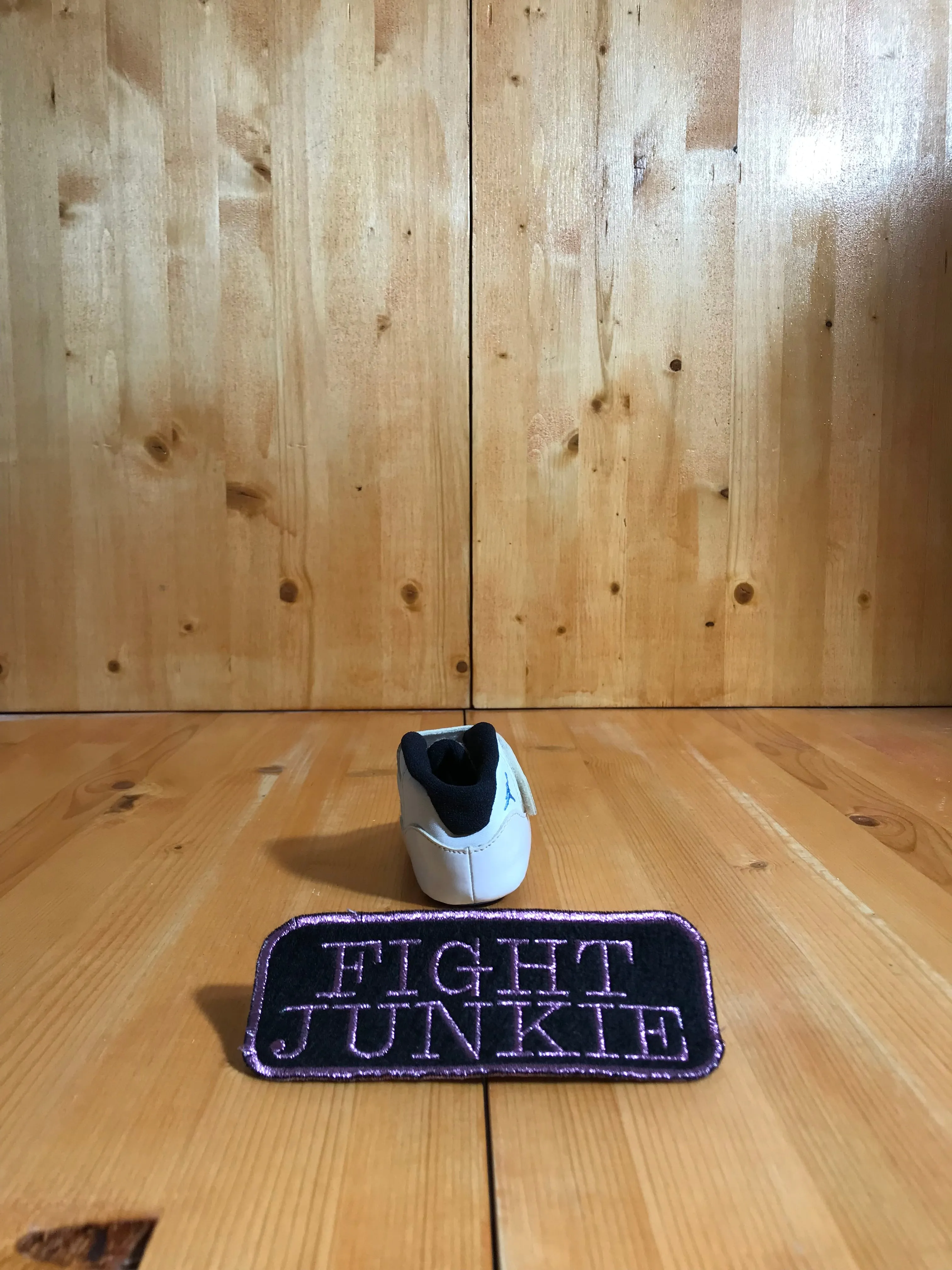 Asics Tennis Shoes Dubai AMPUTEE NIKE AIR JORDAN XI 11 Infant Baby Size 3C Leather UNC Legend Crib Shoe Sneaker Right Only White Blue 378049-117