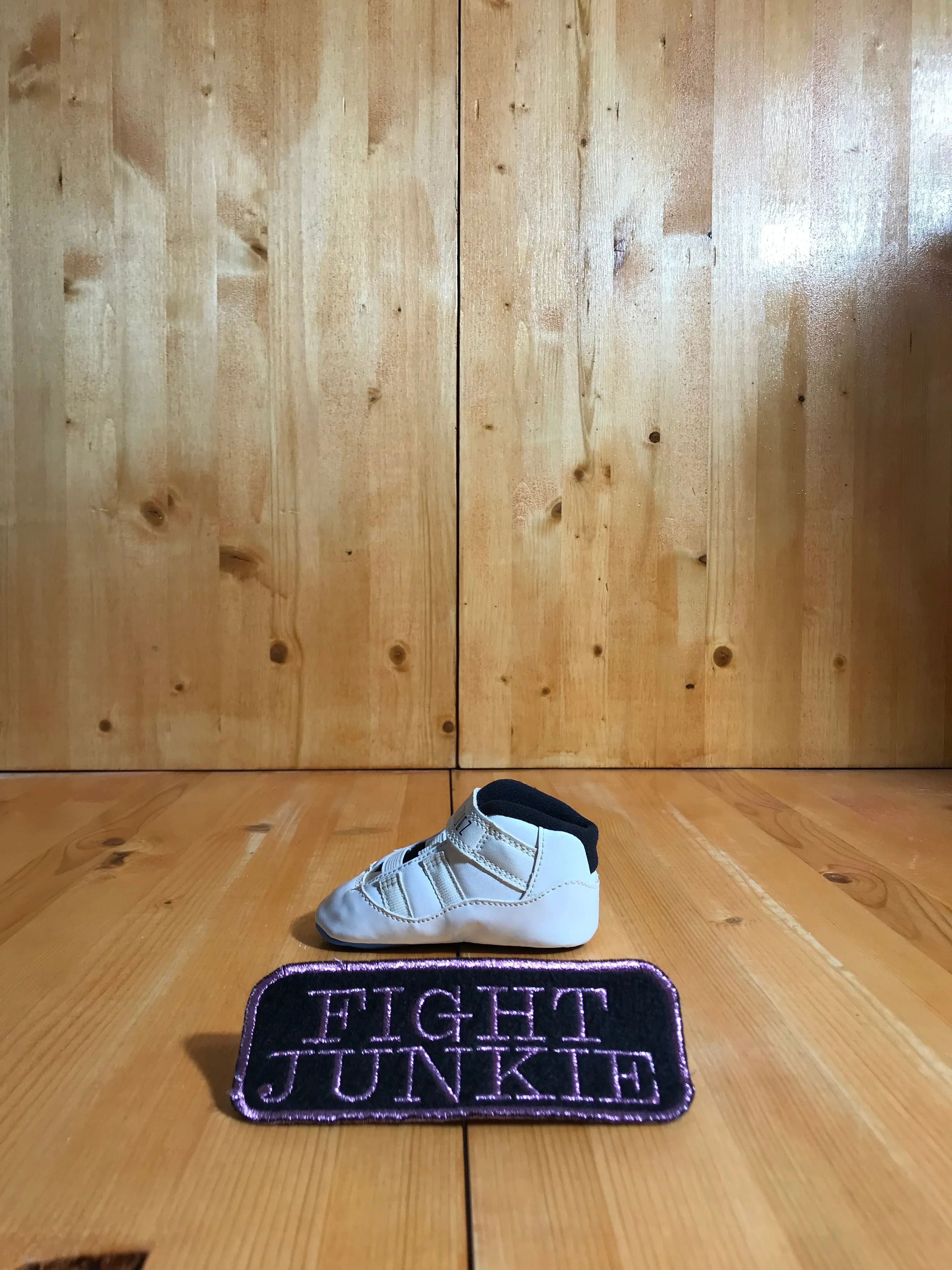 AMPUTEE NIKE AIR JORDAN XI 11 Infant Baby Size 3C Leather UNC Legend Crib Shoe Sneaker Right Only White Blue 378049-117 Best Asics Running Shoes For Shin Splints