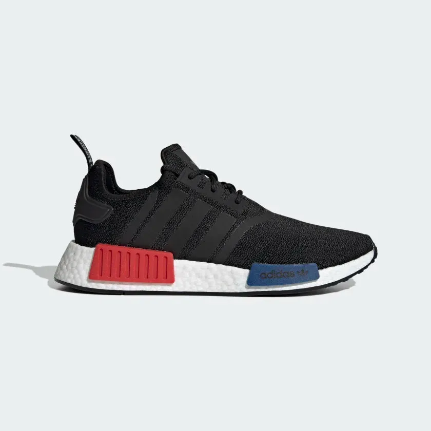 Adidas NMD R1 Core Black / Core Black / Cloud White Adidas Yeezy Boost 350 V2 Casual Shoes