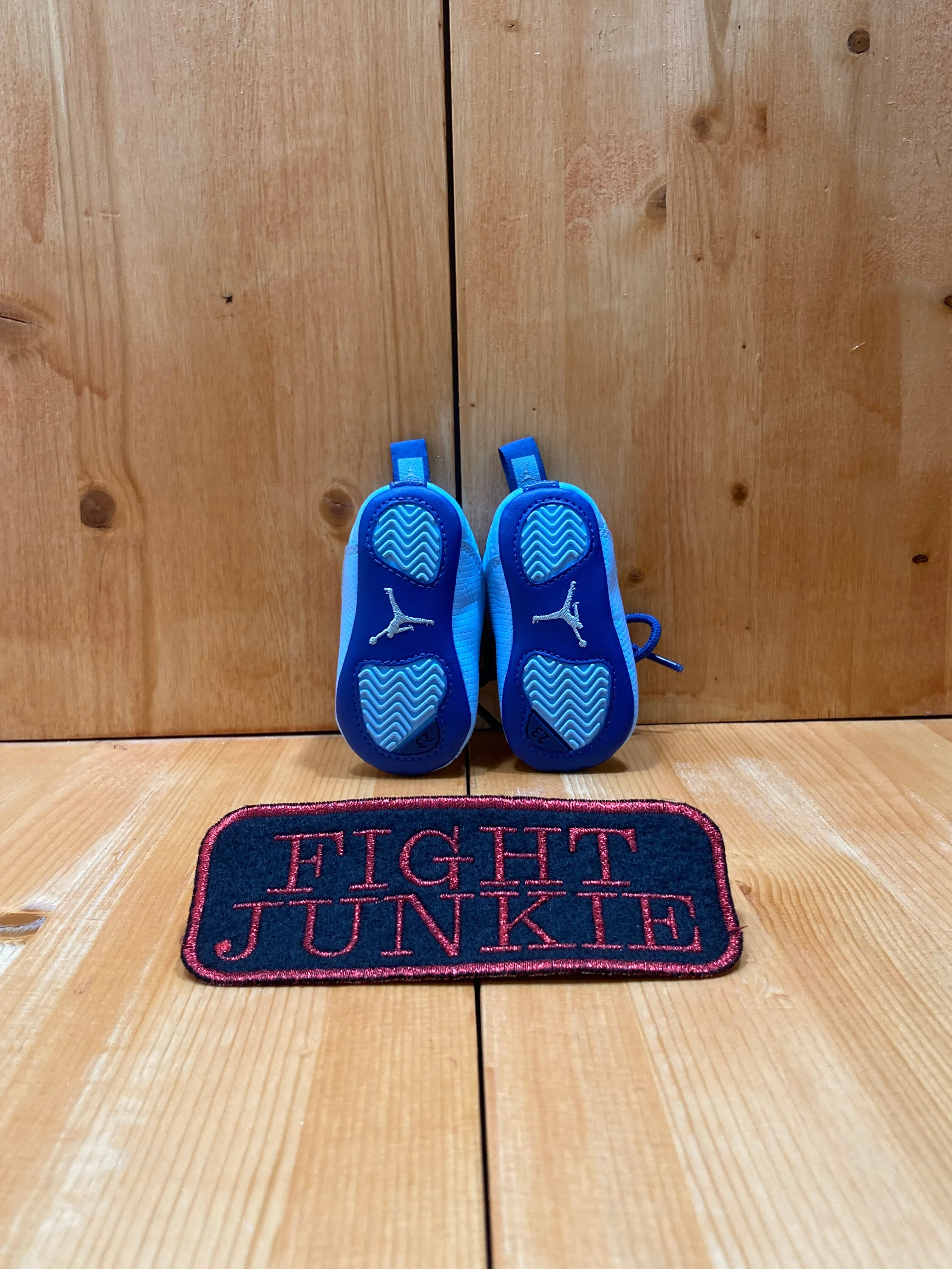 Asics Boss Tennis Shoes NEW! NIKE AIR JORDAN 12 RETRO GIFT PACK CB HORNETS Baby Infant Size 1C Shoes Sneakers Blue 378139-418