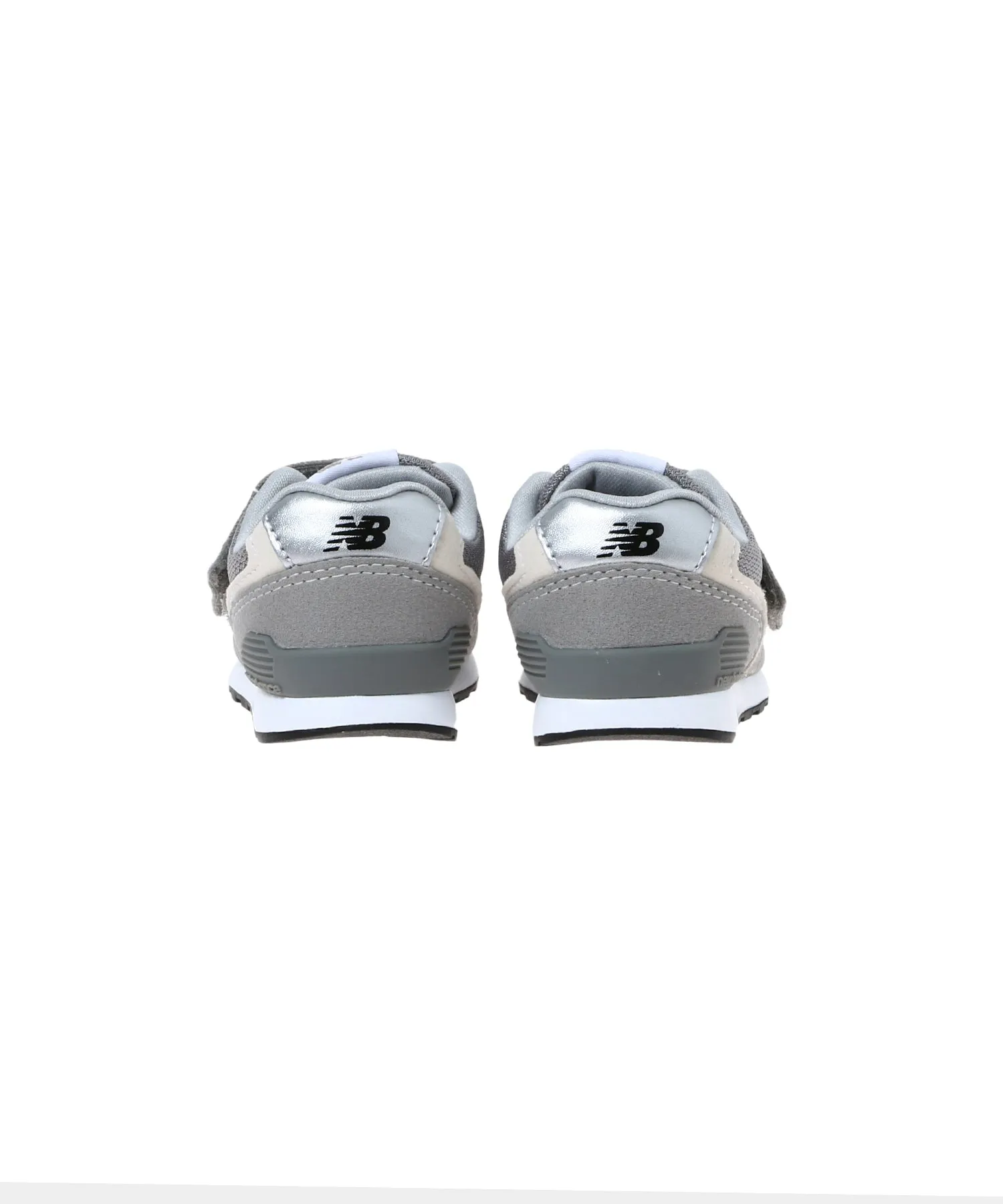 IZ996GR3 Men's New Balance Roav Sneakers