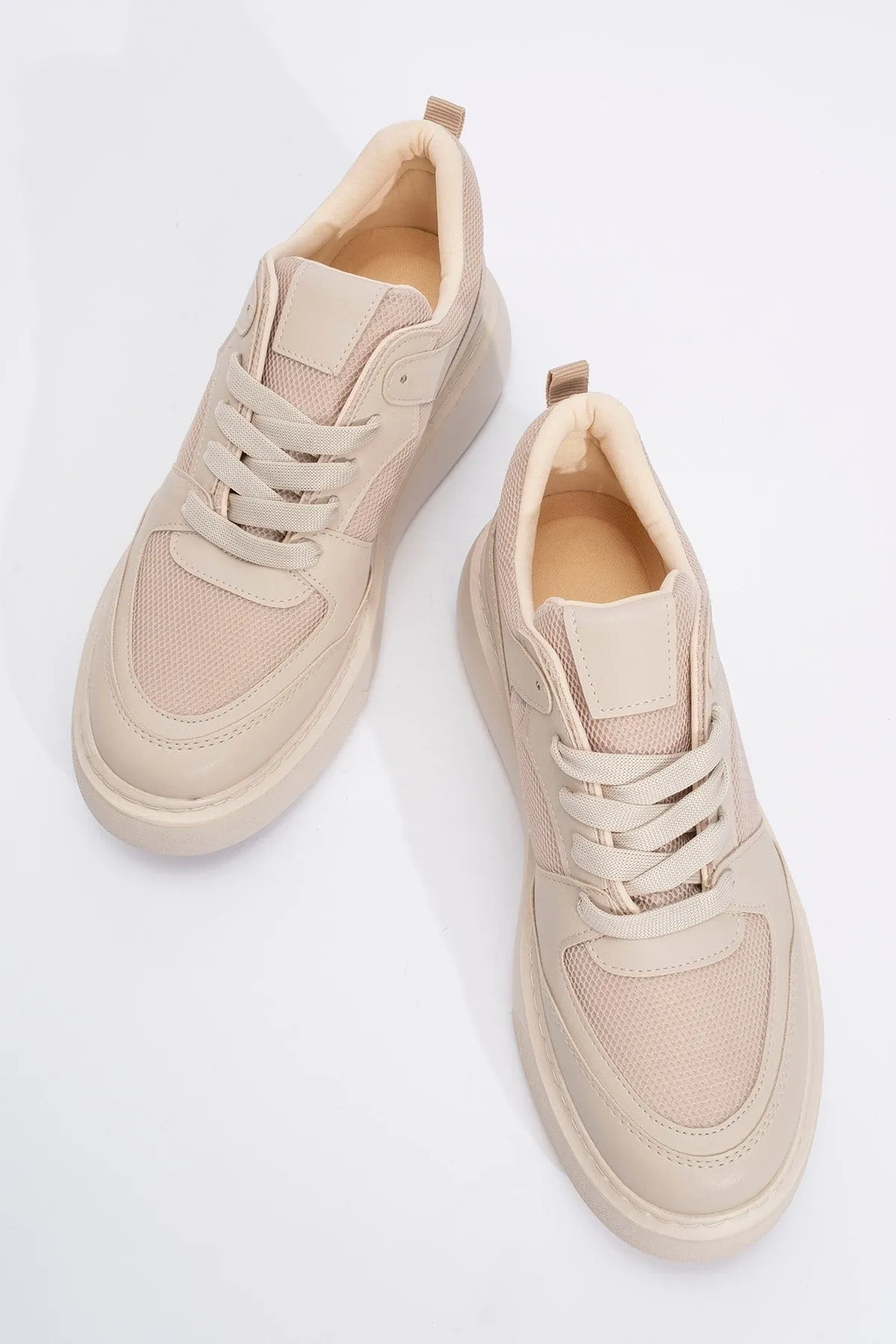 Wide Foot Sneakers Ingrid Vegan Leather Platform Sneakers | Beige