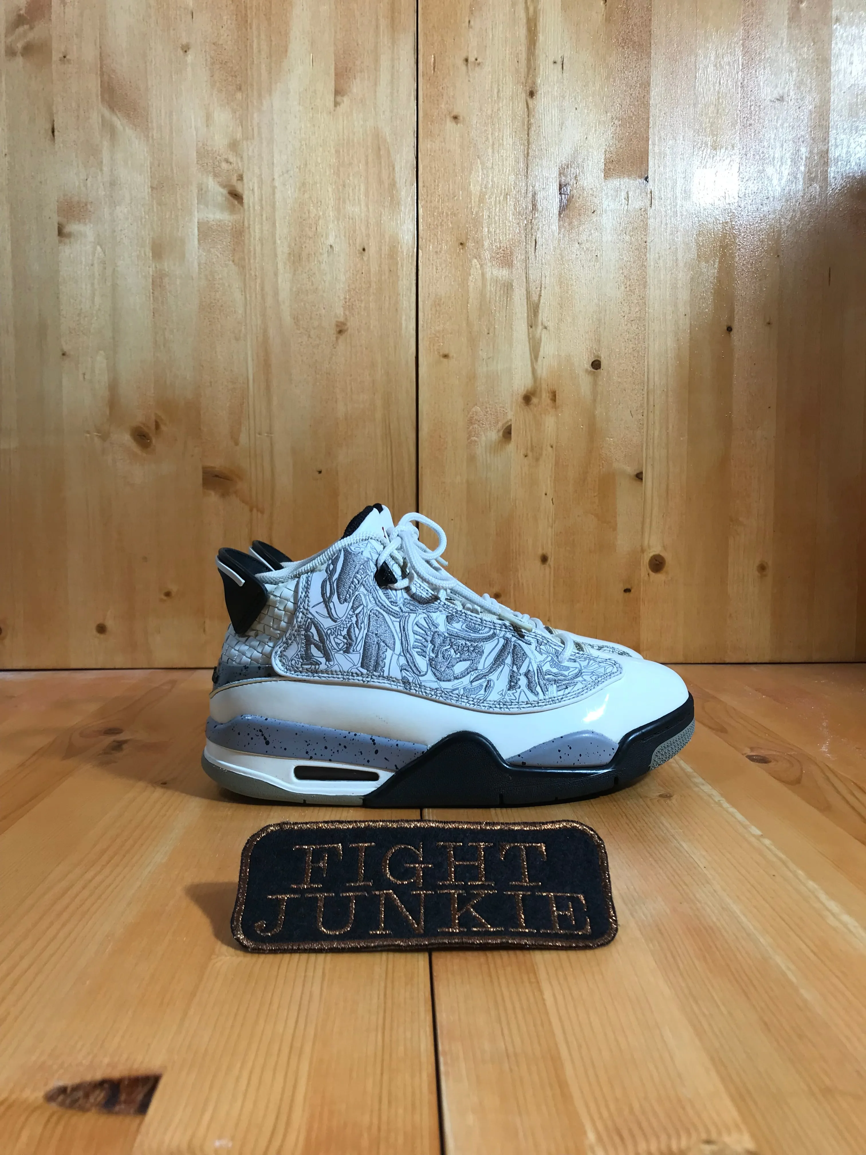 NIKE RETRO DUB ZERO Youth Size 6.5Y Leather Shoes Sneakers White Cement 311047-105 Top Asics Volleyball Shoes