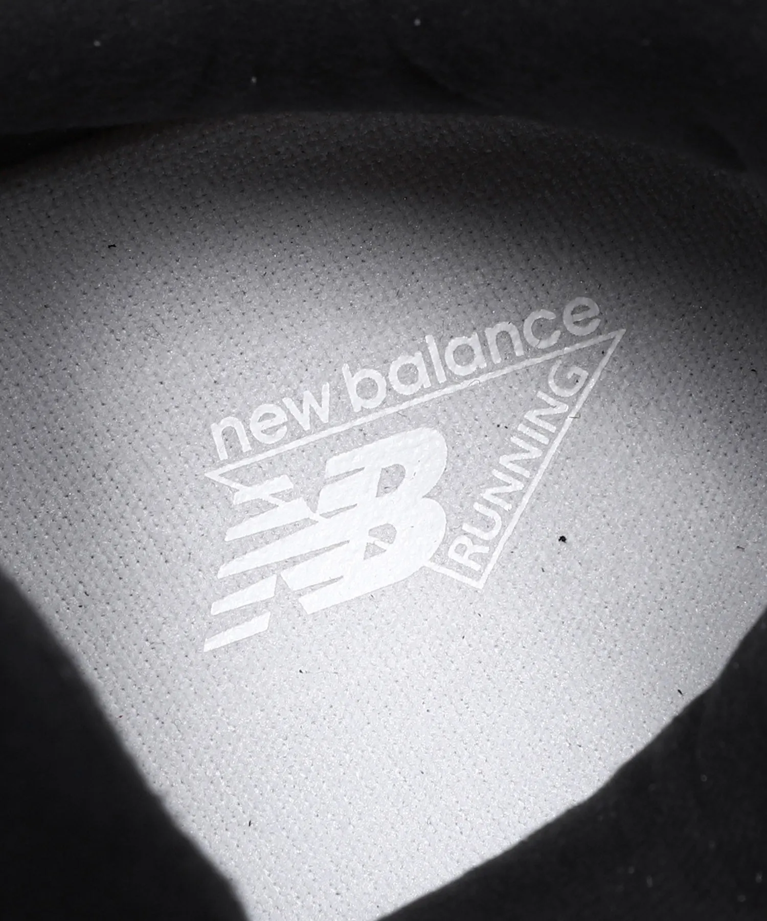 New Balance With Gold M2002RSG