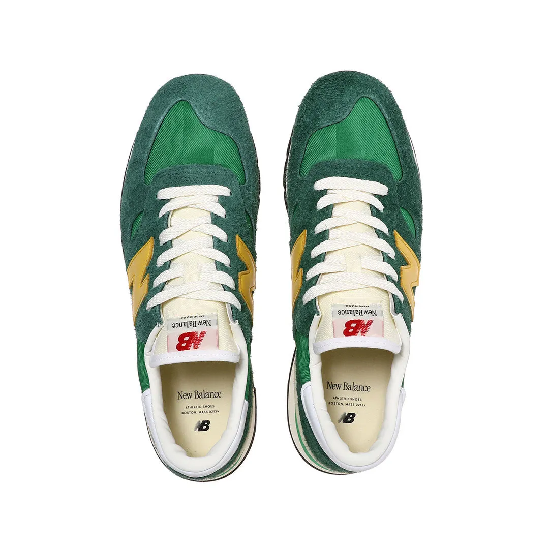 Pink And White New Balance Women M990GG1