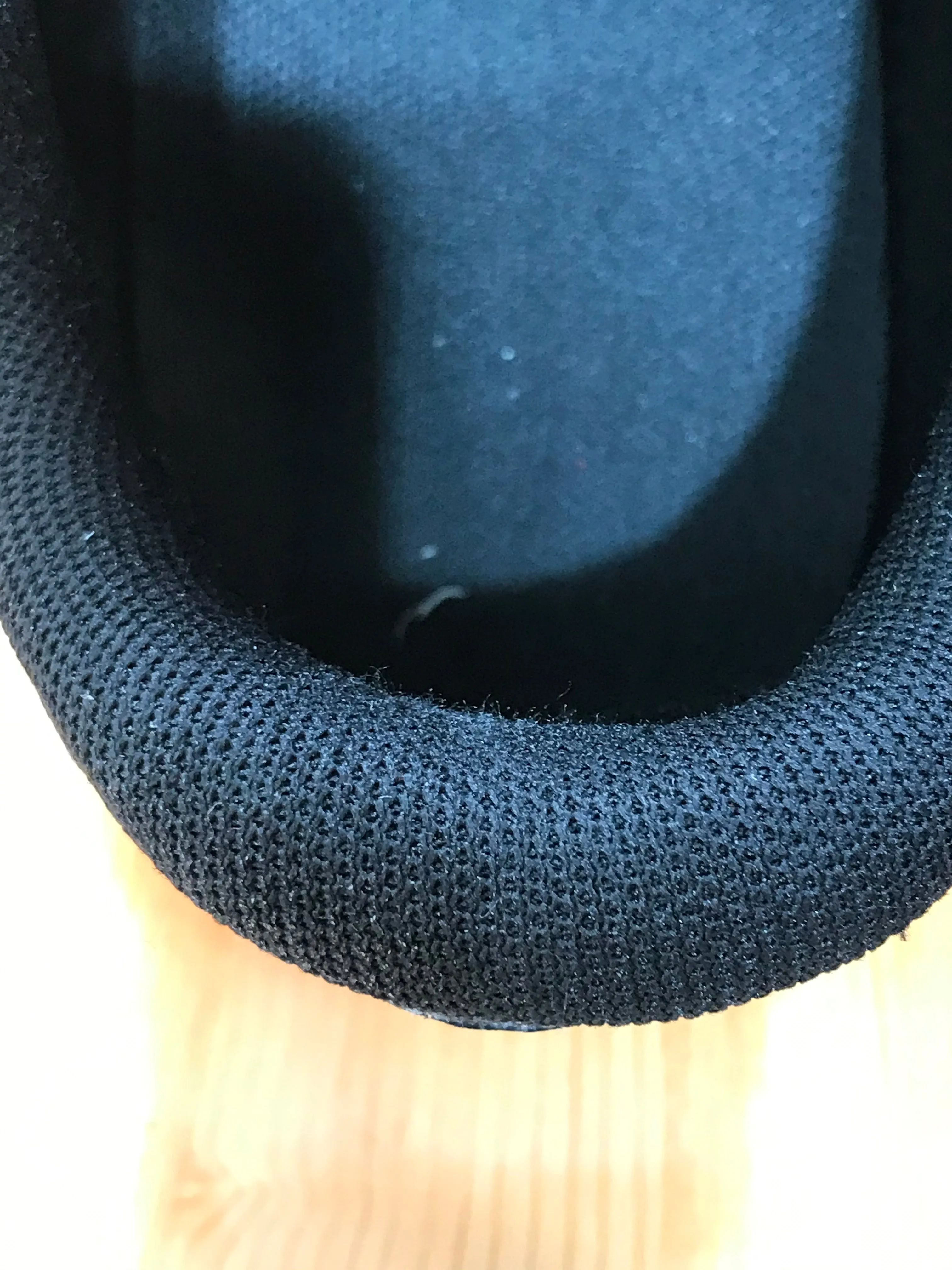 Black Gum New Balance NEW BALANCE 520 COMFORT RIDE Men Size 9 Shoes Sneakers