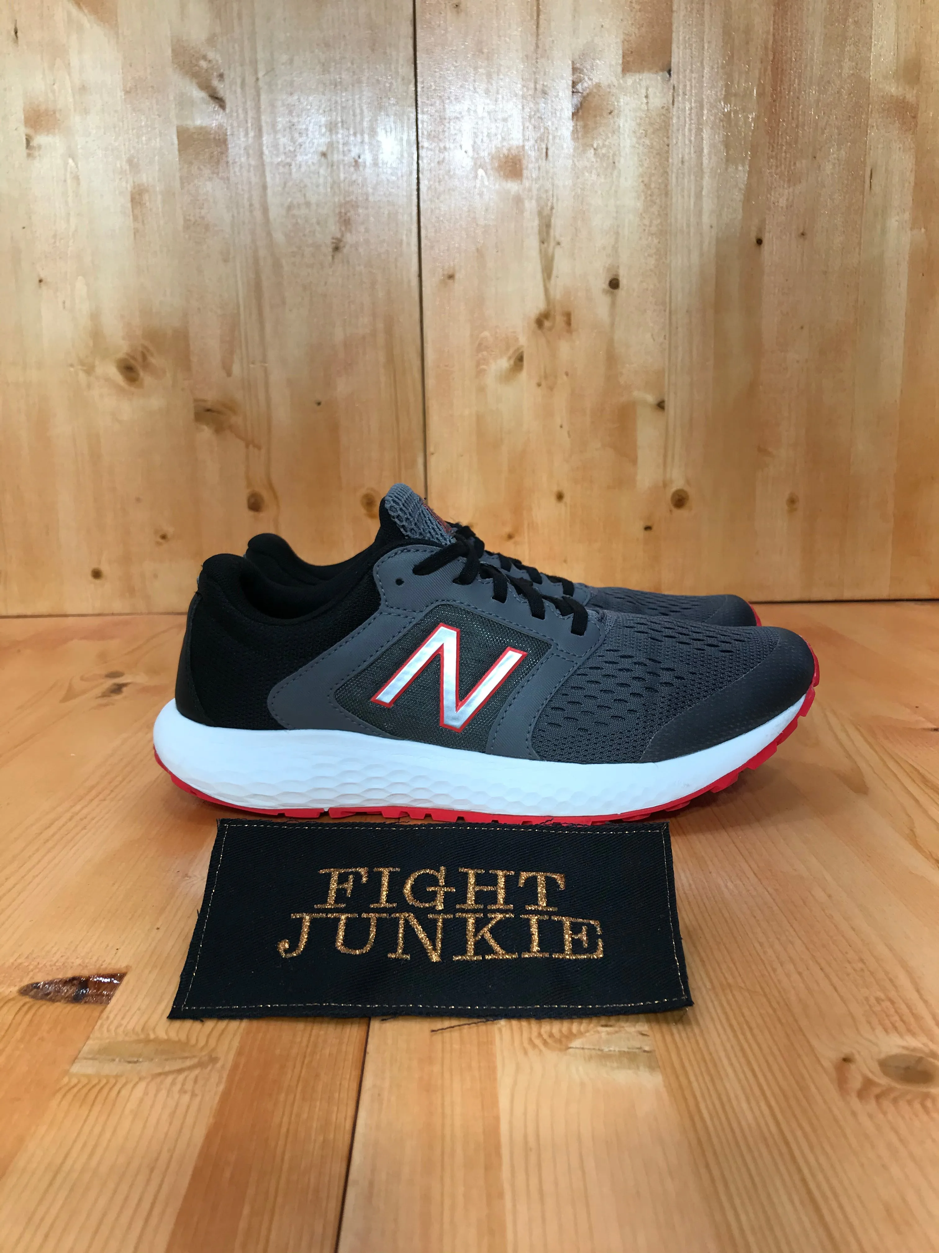 New Balance 9060 Rain Cloud White NEW BALANCE 520 COMFORT RIDE Men Size 9 Shoes Sneakers