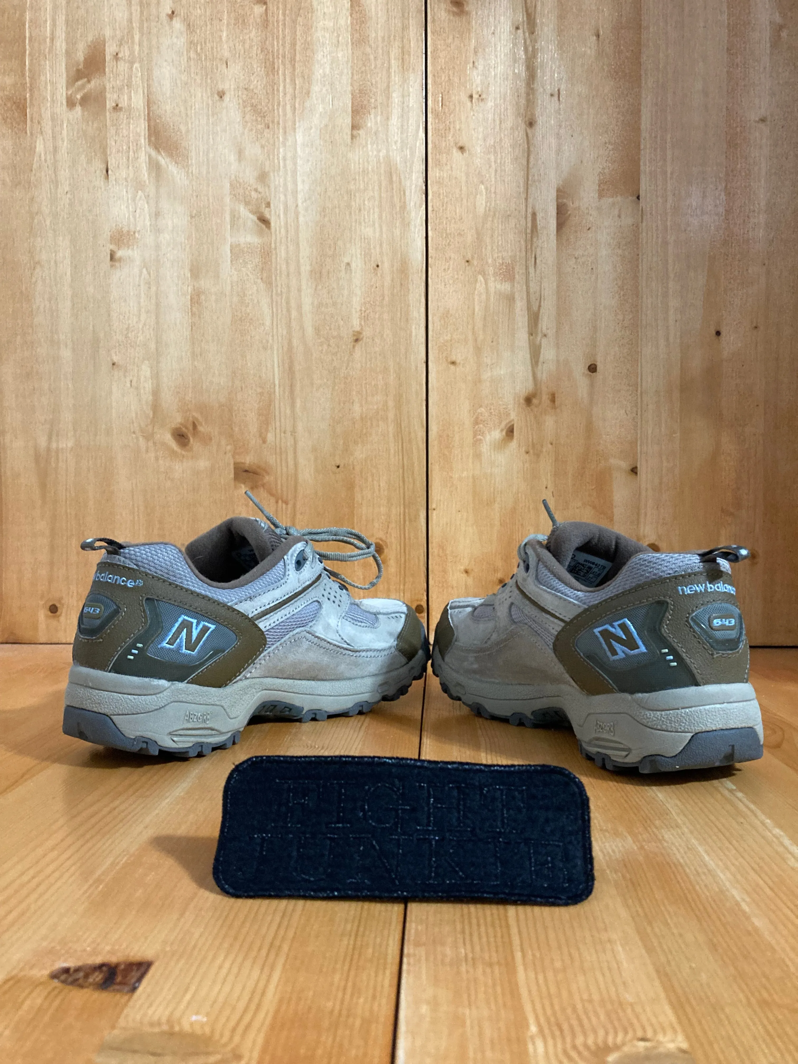 Minimalist Trail Running Shoes NEW BALANCE 643 Women Size 10D Trail Hiking Shoes Sneakers Tan WW643TB