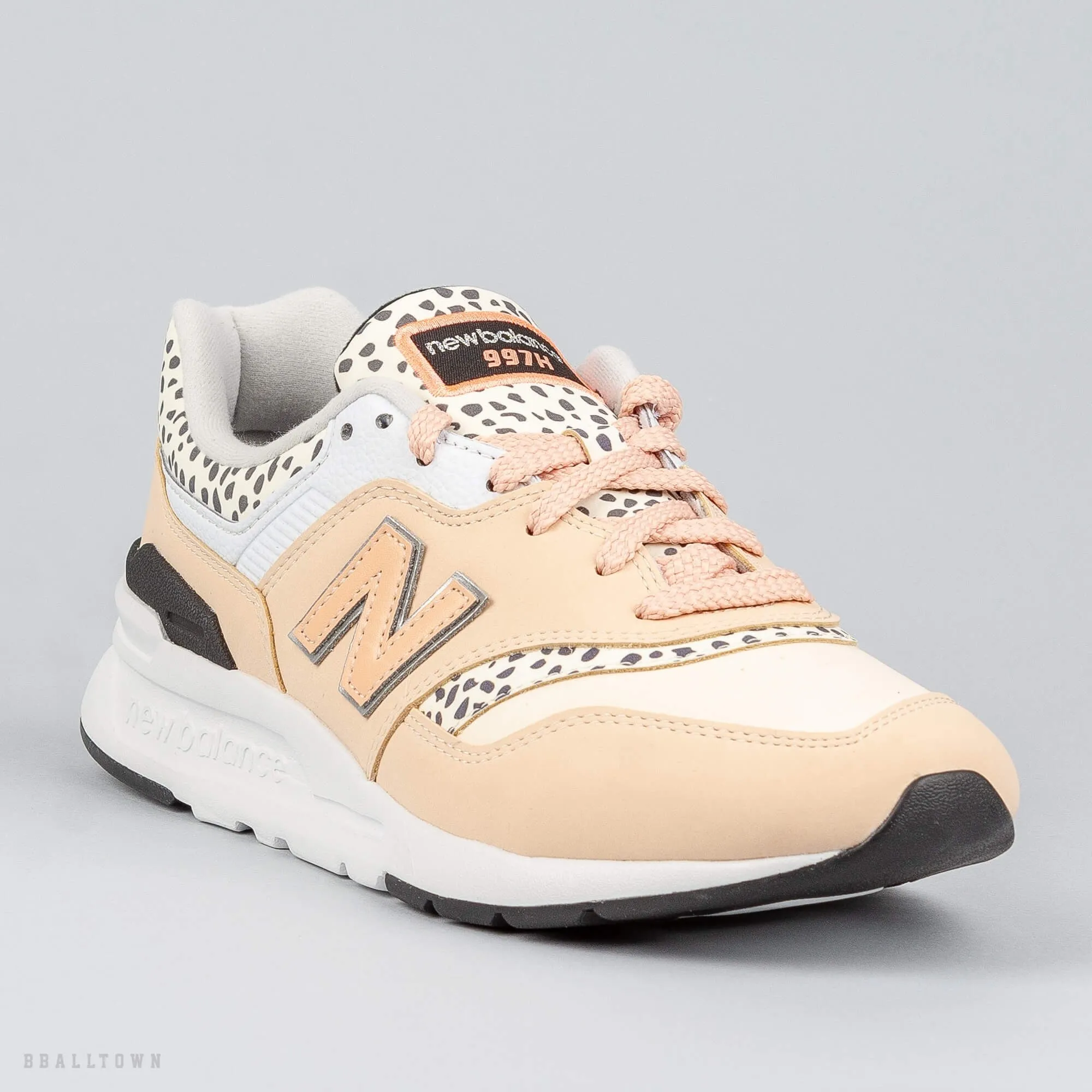 NEW BALANCE CW997HPR LIGHT PINK New Balance 9060 Hombre