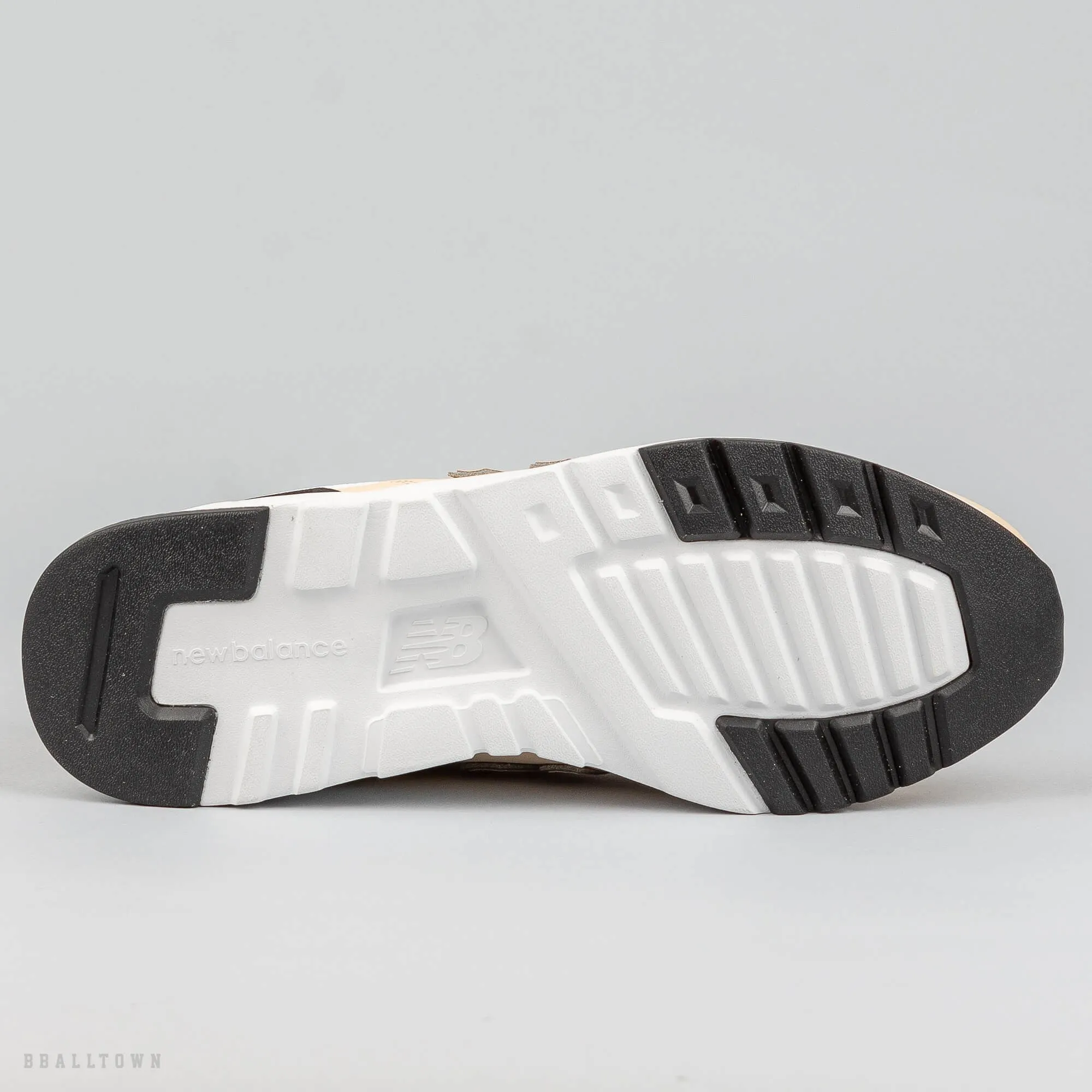 New Balance 9060 Blue And Brown NEW BALANCE CW997HPR LIGHT PINK