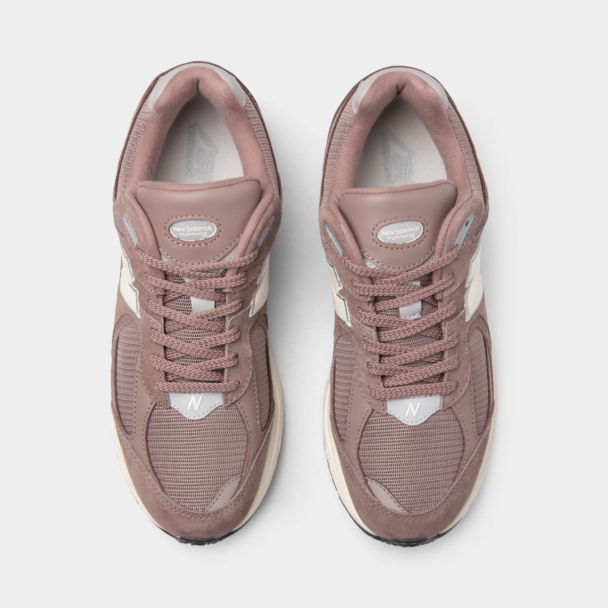 New Balance M2002RF1 Latte / Sea Salt - Rain Cloud New Balance Red And White