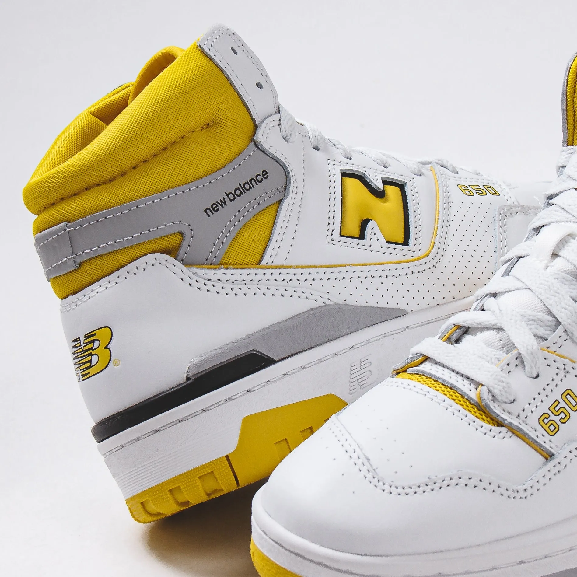 New Balance 9060 Nori New Balance Men 650R White BB650RCG