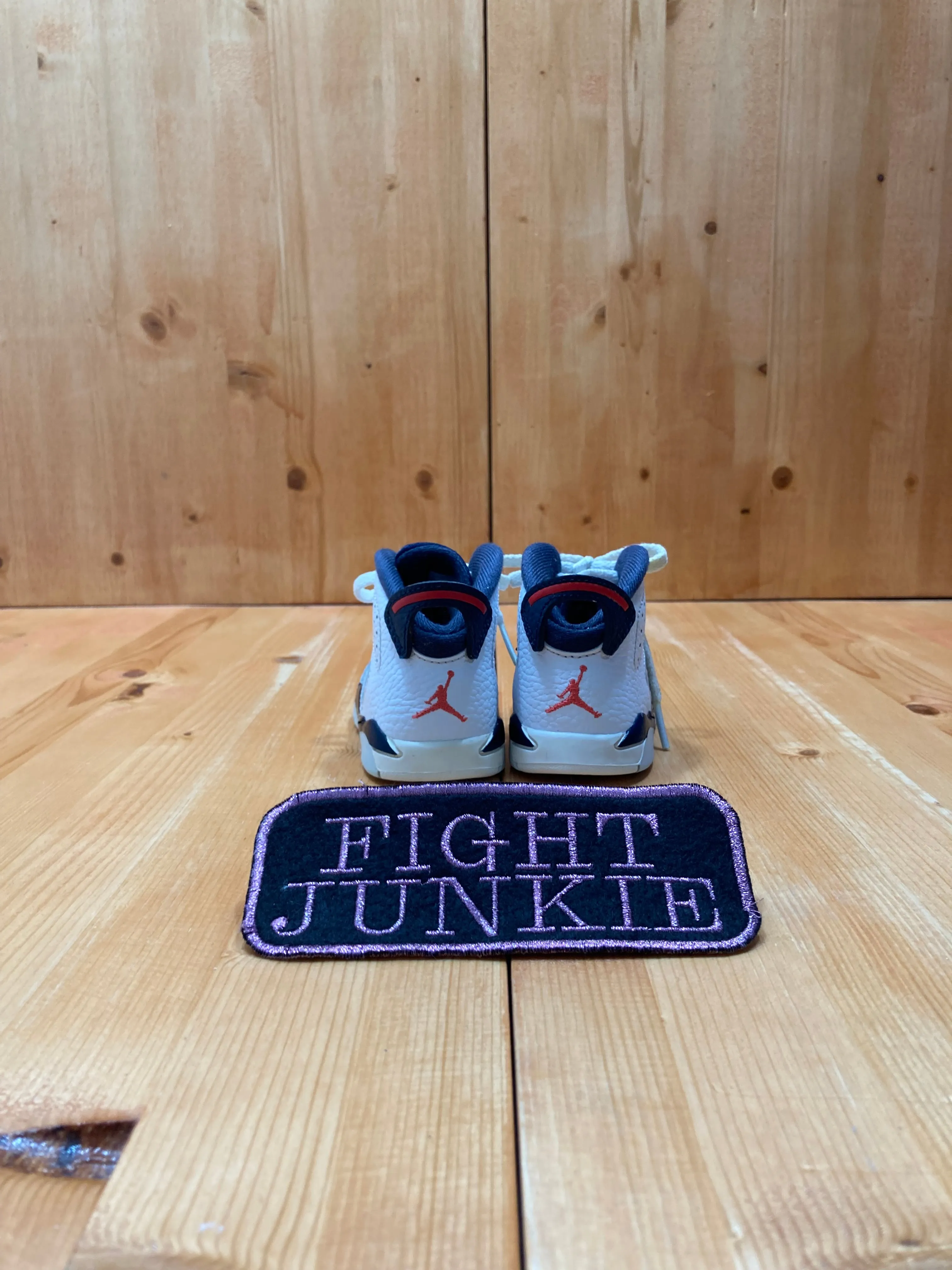 Asics Shoes Gt 2000 8 NEW! NIKE AIR JORDAN 6RETRO TD TINKER Kids Toddler Size 5C Shoes Sneakers White Gray 384667-104