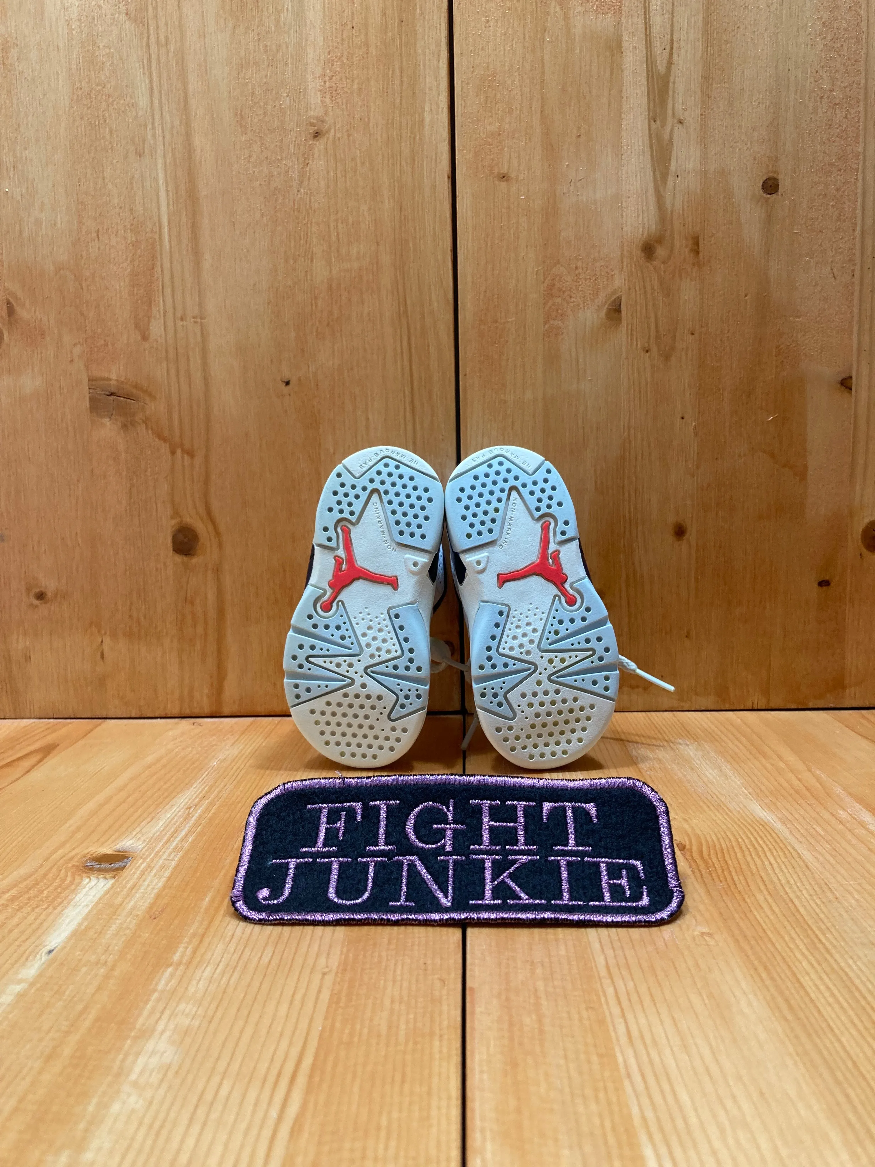 Asics Stefon Diggs Shoe NEW! NIKE AIR JORDAN 6RETRO TD TINKER Kids Toddler Size 5C Shoes Sneakers White Gray 384667-104