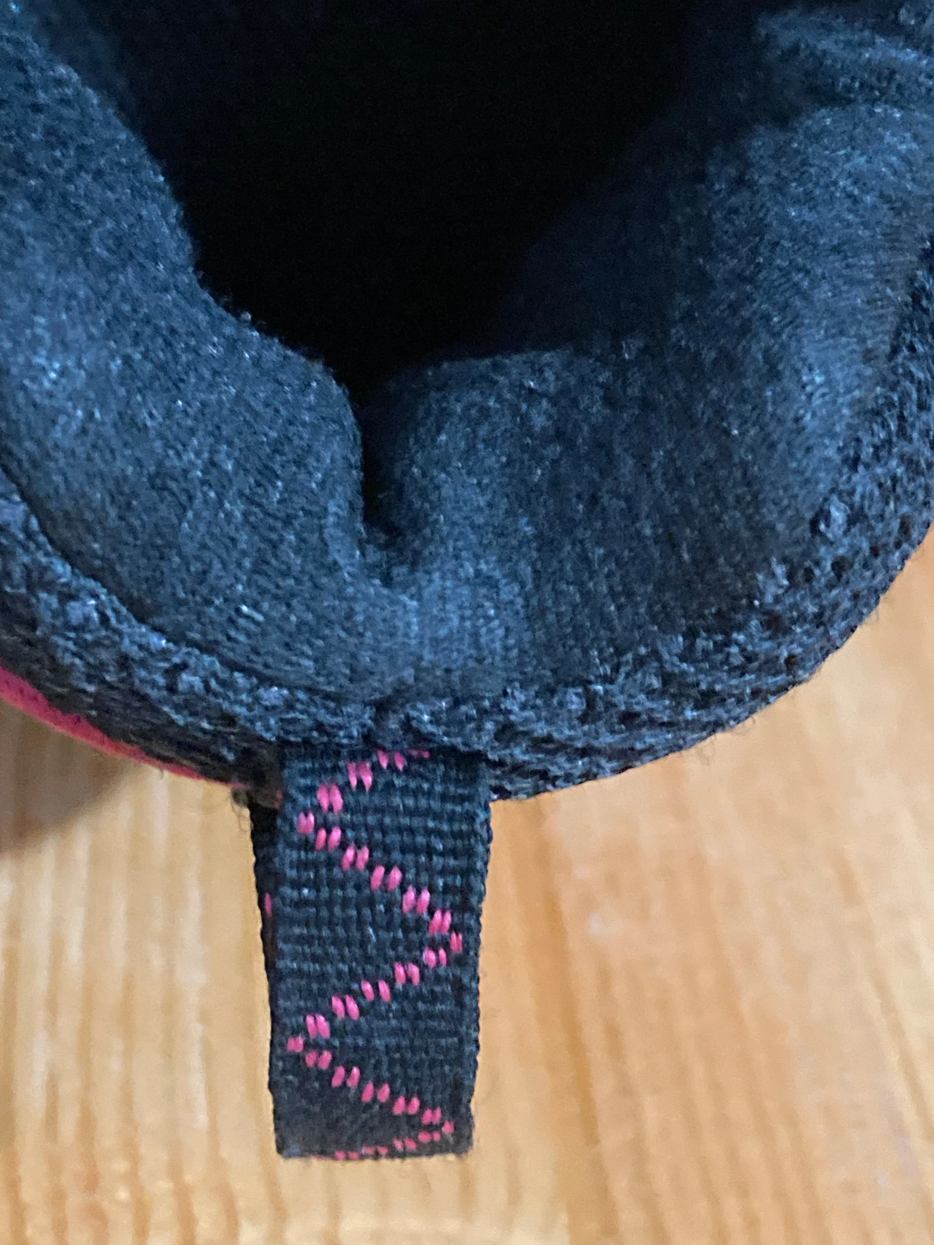 NIKE AIR ALVORD 9 Women's Size 12 Trail Hiking Shoes Sneakers Black & Pink 443848-001 Fresh Foam 510 V6 Trail Running Shoe