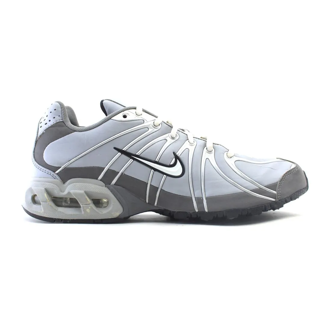 10 Best Running Shoes NIKE AIR MAX TORCH