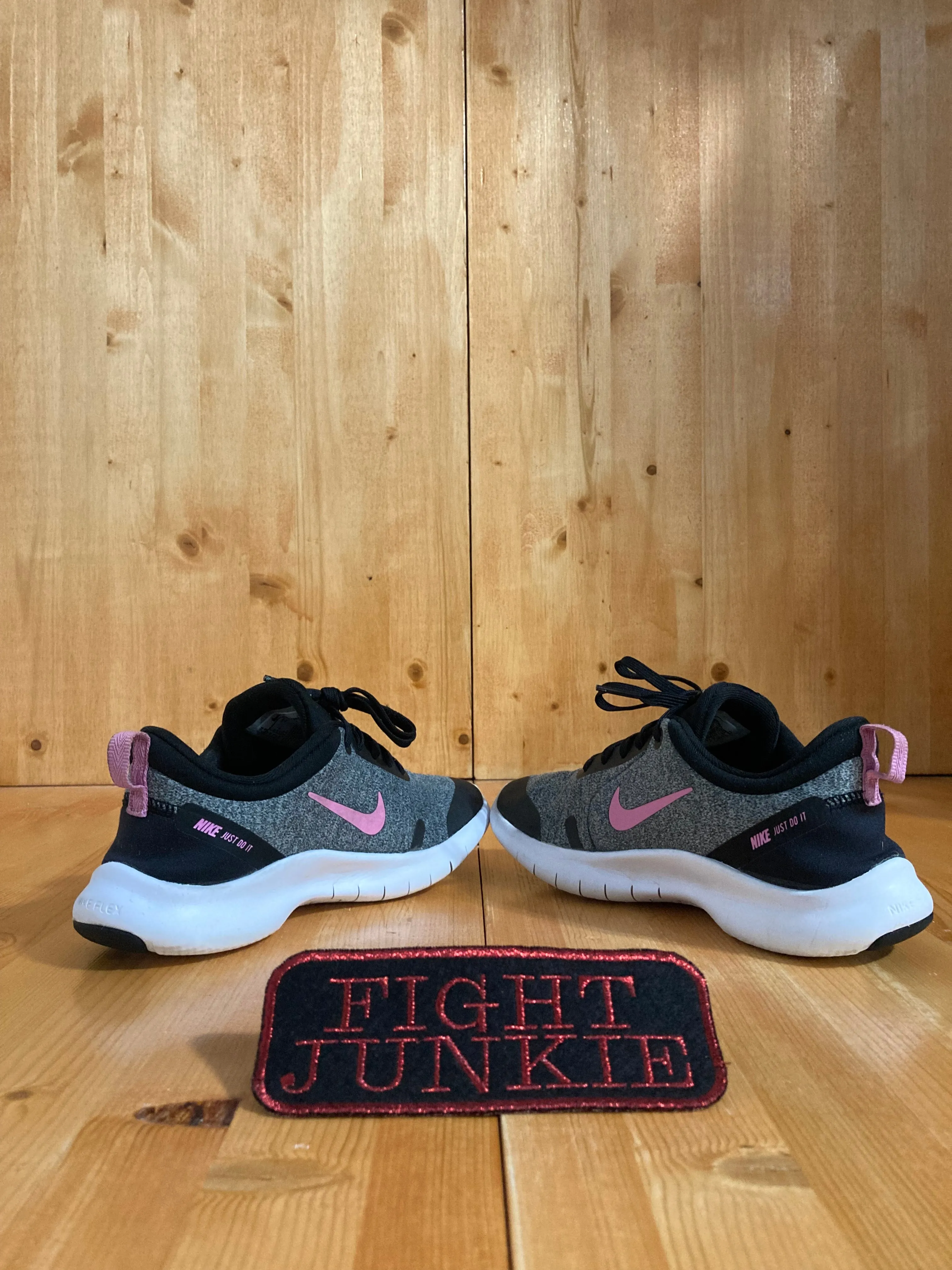 NIKE FLEX EXPERIENCE 8 Women Size 5.5 Shoes Sneakers Gray & Black AJ5908-003 Asics Shoe Type Chart