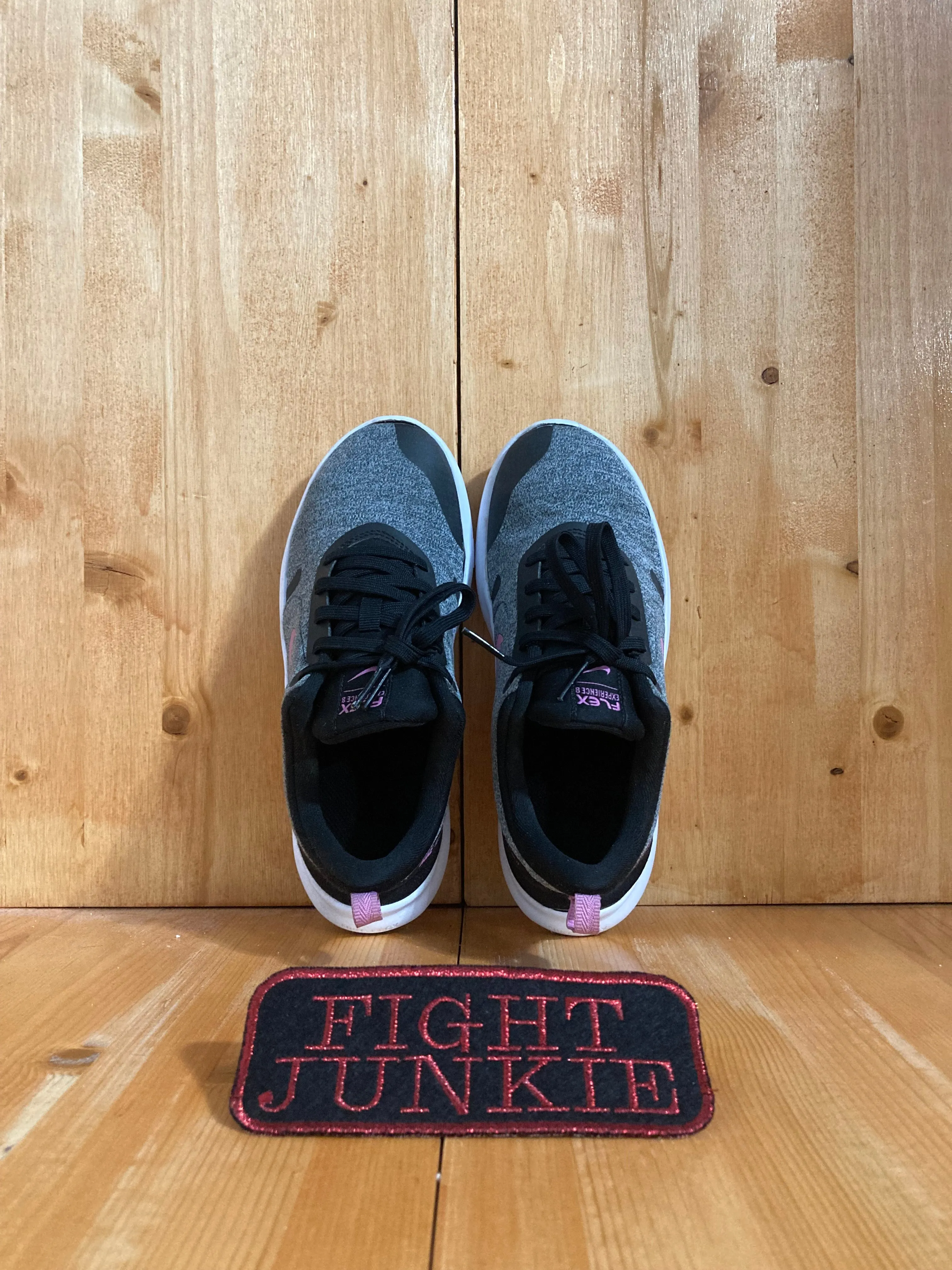 NIKE FLEX EXPERIENCE 8 Women Size 5.5 Shoes Sneakers Gray & Black AJ5908-003 Asics Shoes Gel Kayano 22